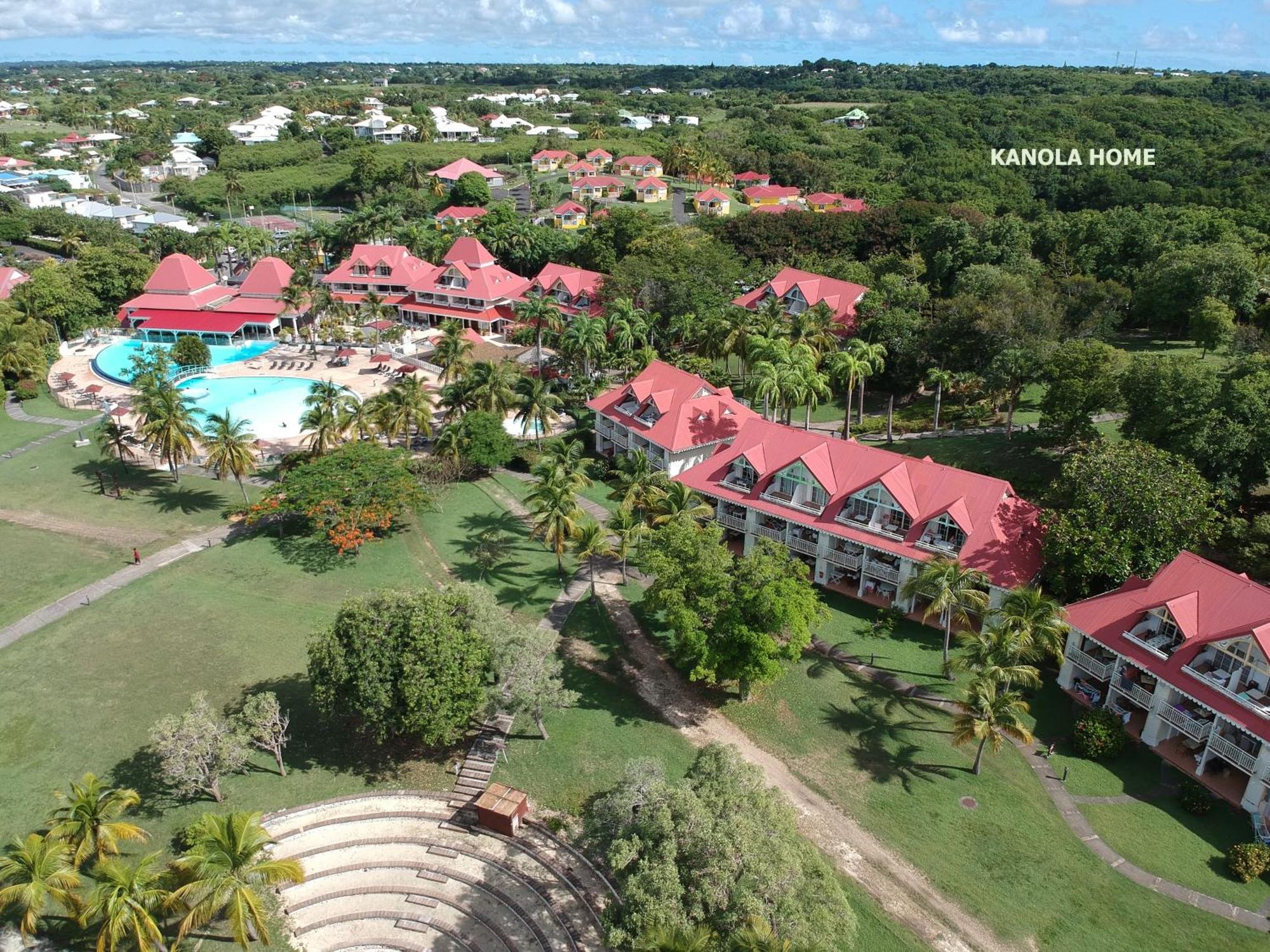 Kanola Sainte-Anne (Grande-Terre)