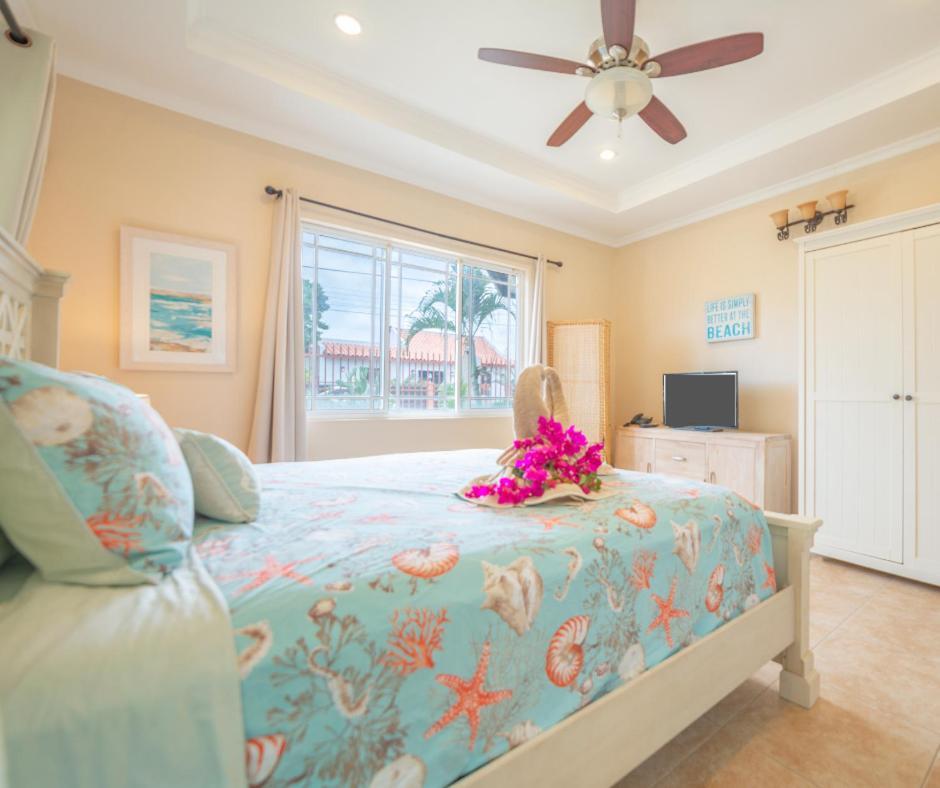 Casa Luna * Palm Beach