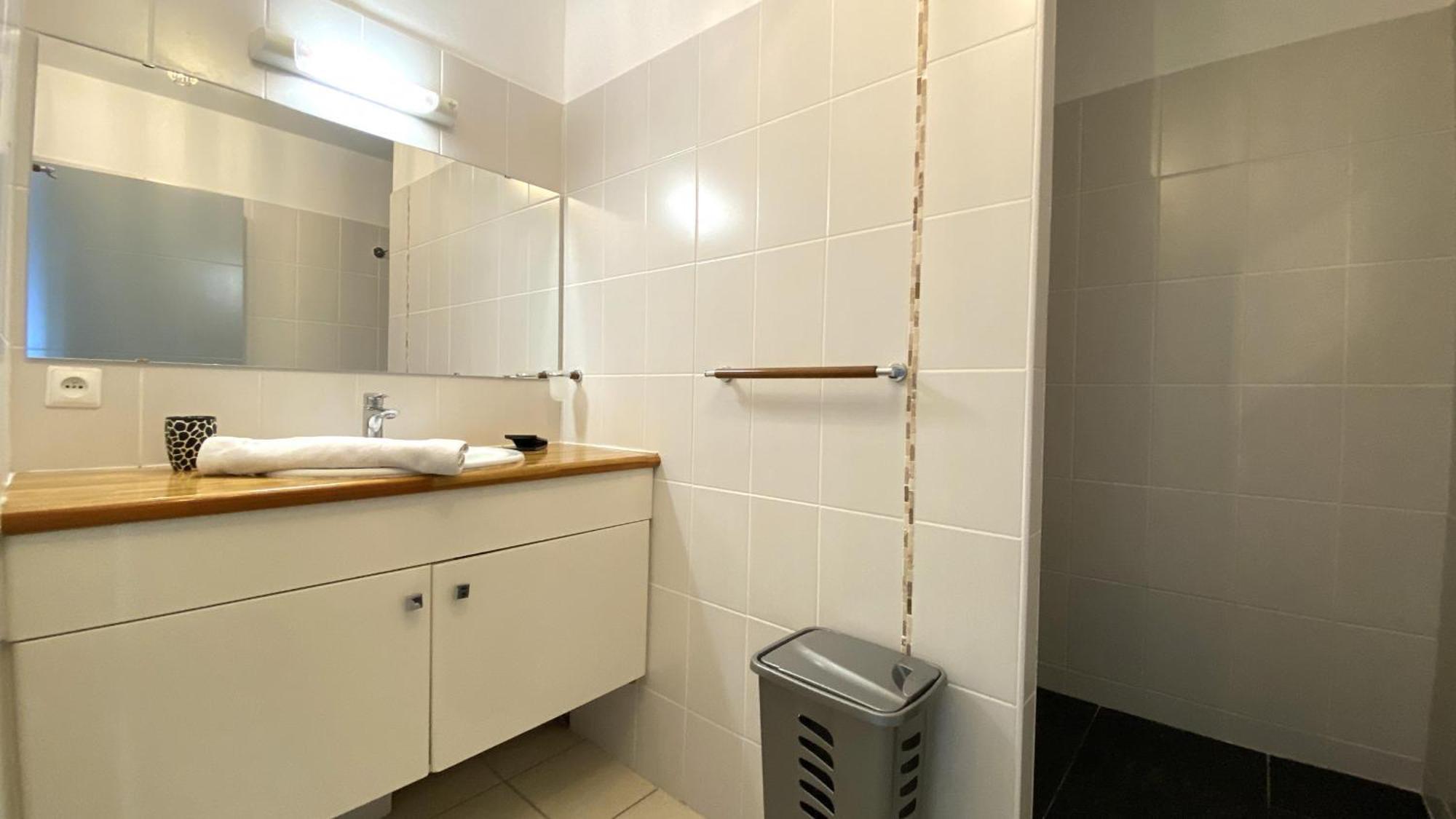 Apartment Kalypsa, Superbe T3, Magnifique Vue Mer, Proche *
