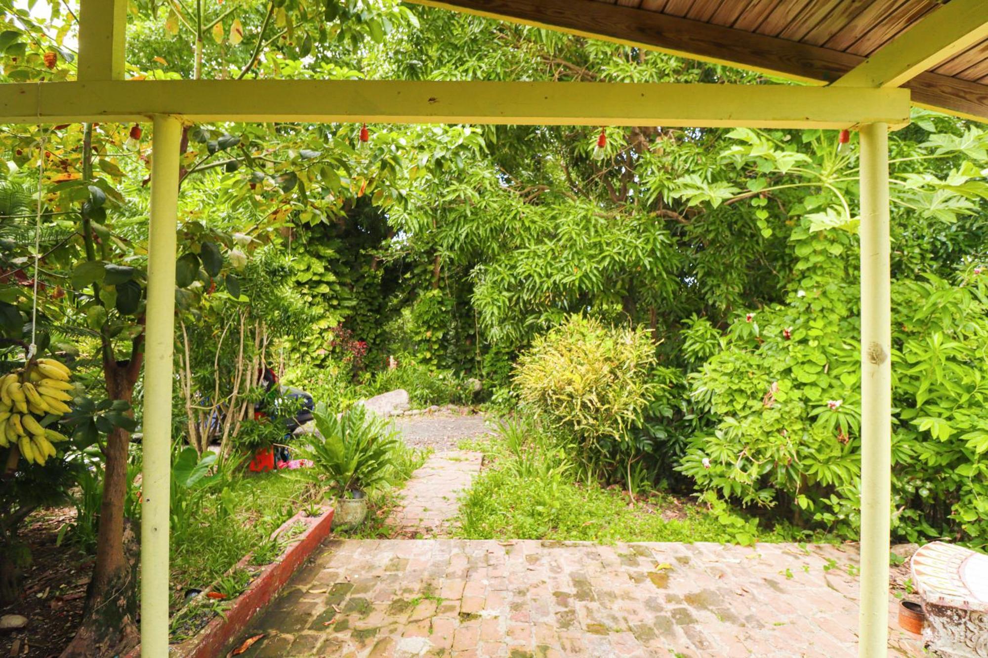 La Casa De Vida Natural Bed & Breakfast