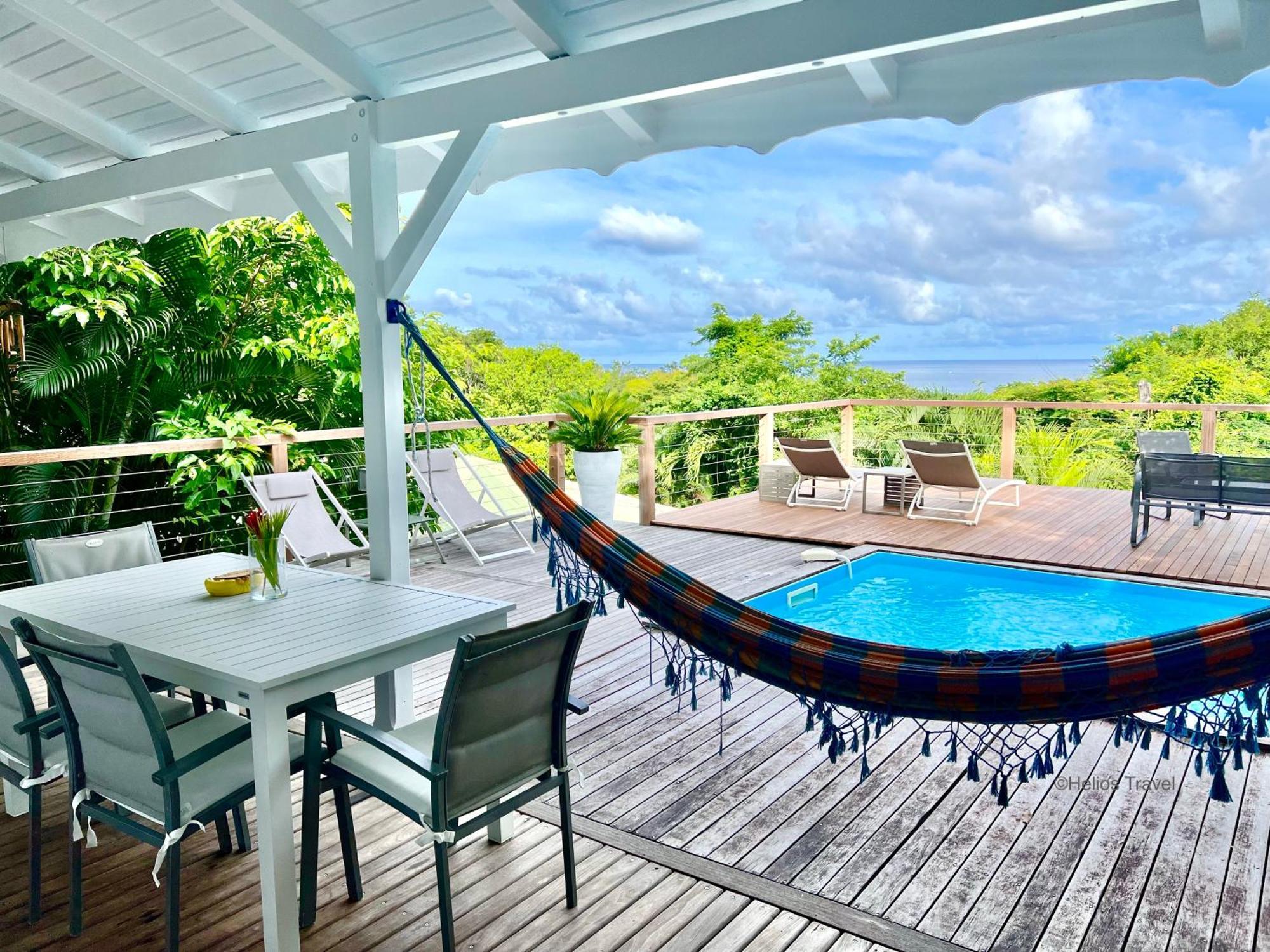 Casa de férias Coco Pointe Batterie. Piscine, Vue Mer, 4 P. *