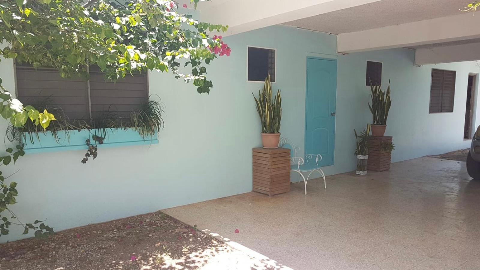 Garden Apartment-Beach-5Min Drive, 1 Hr Montego Bay, 25 Mins Ocho Rios, Welcome Breakfast Basket Runaway Bay