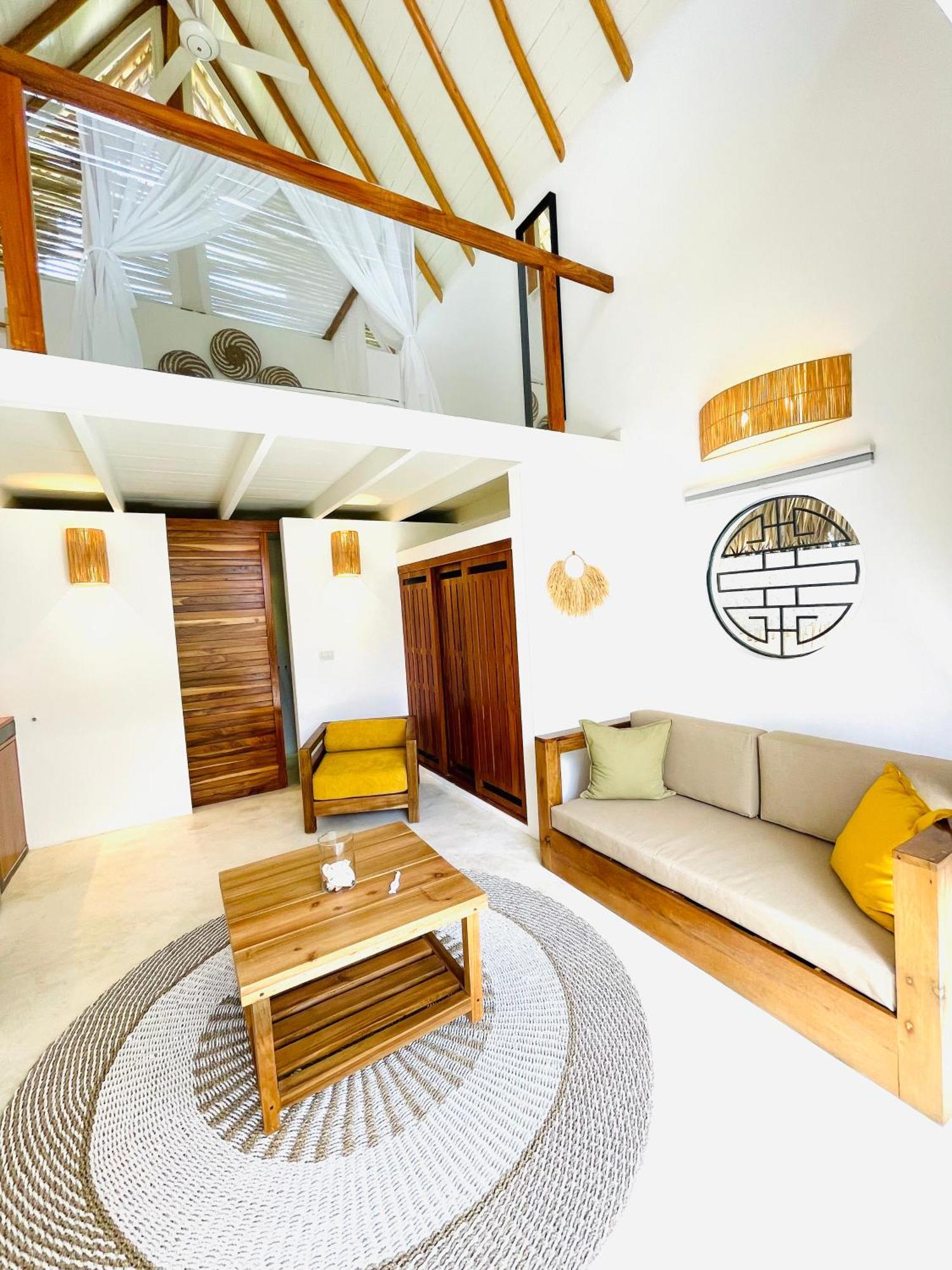 Leeloo Boutique Hotel 3*