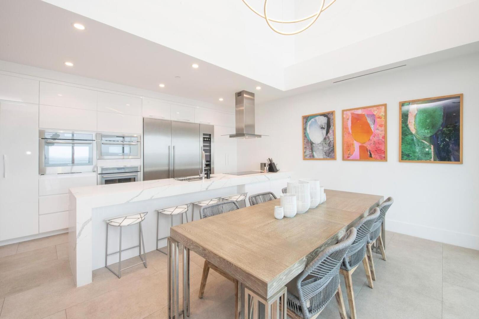 Point 504 Penthouse *