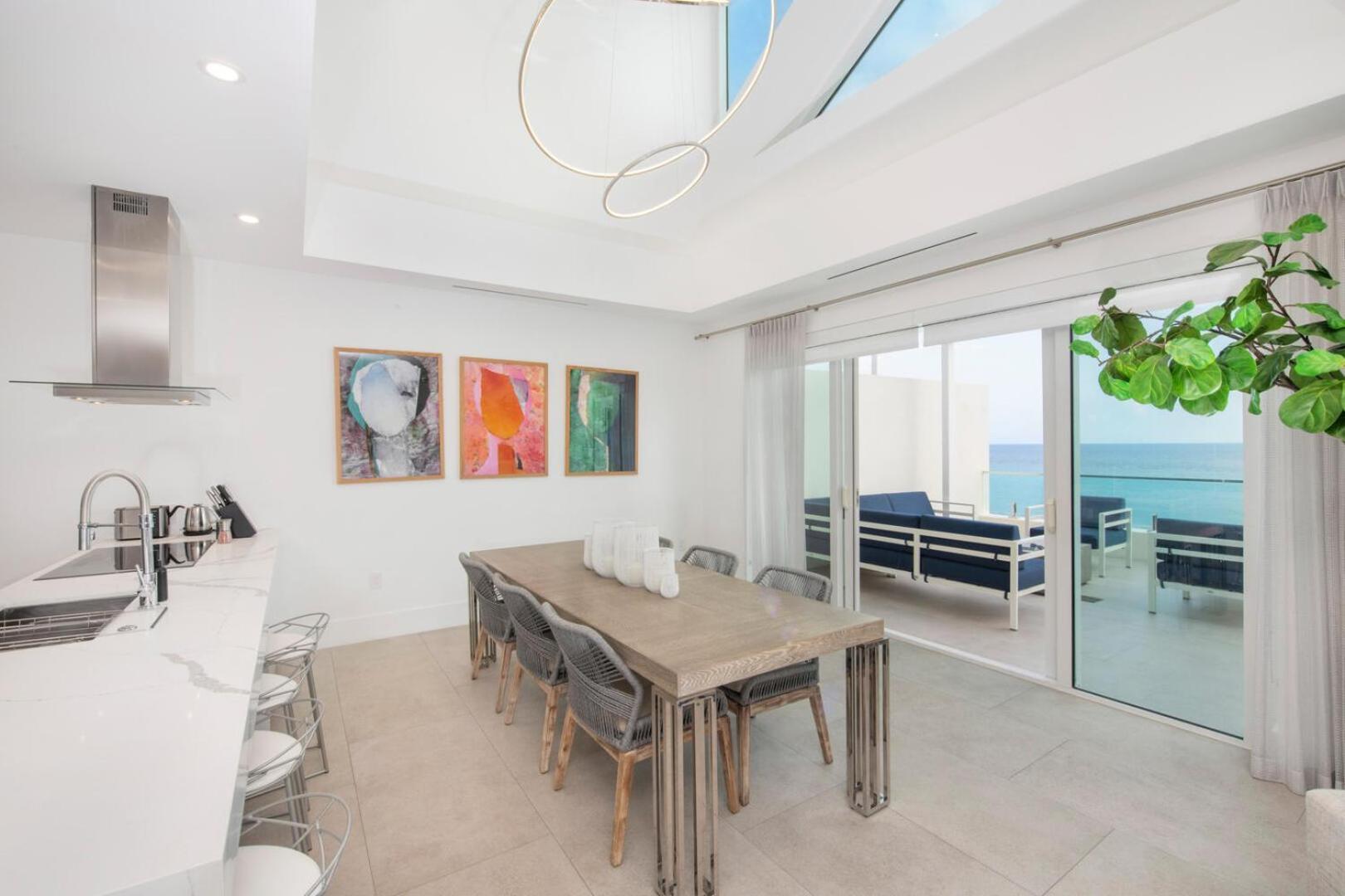 Point 504 Penthouse *