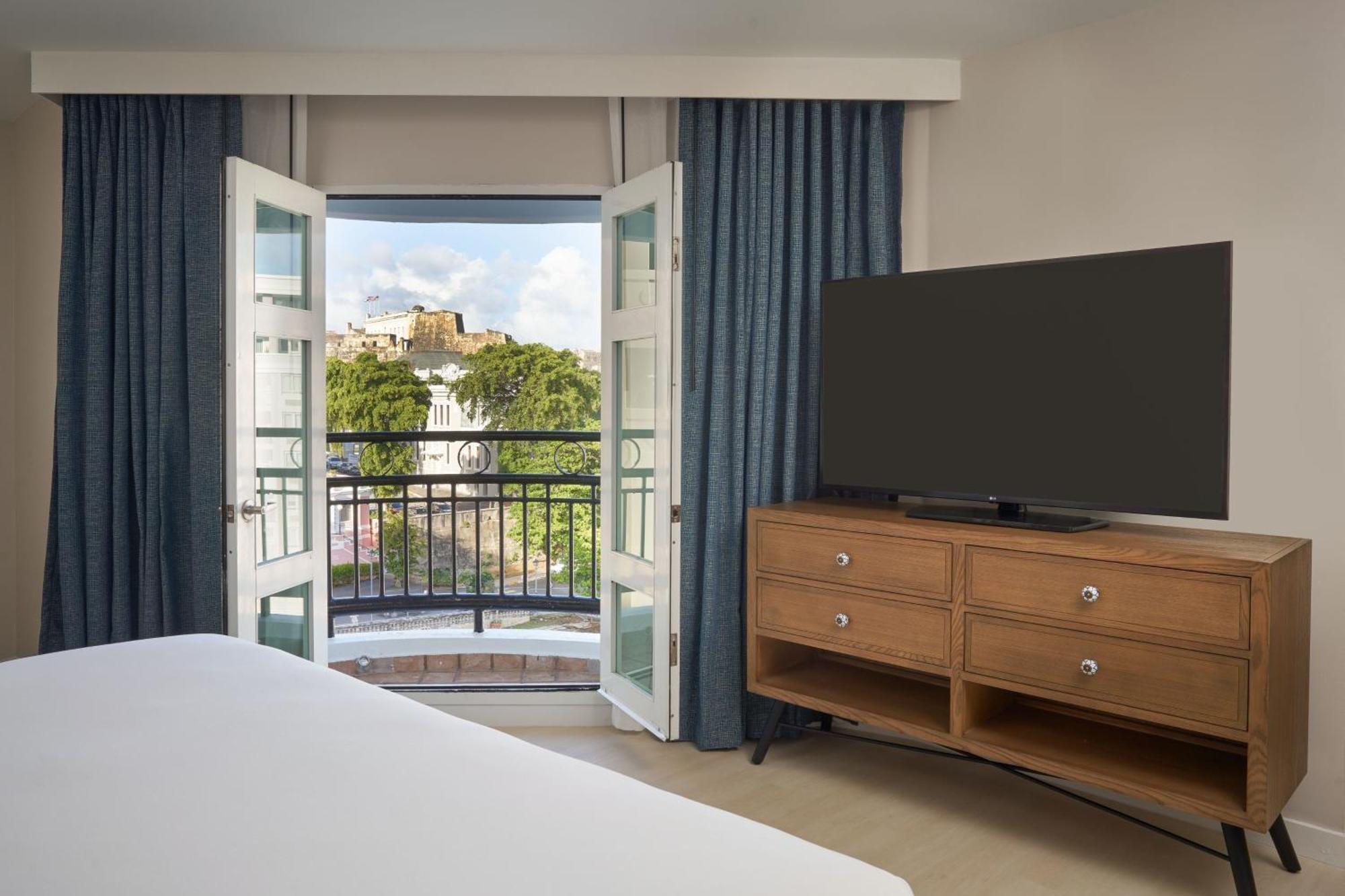 Hotel Rumbao, A Tribute Portfolio San Juan