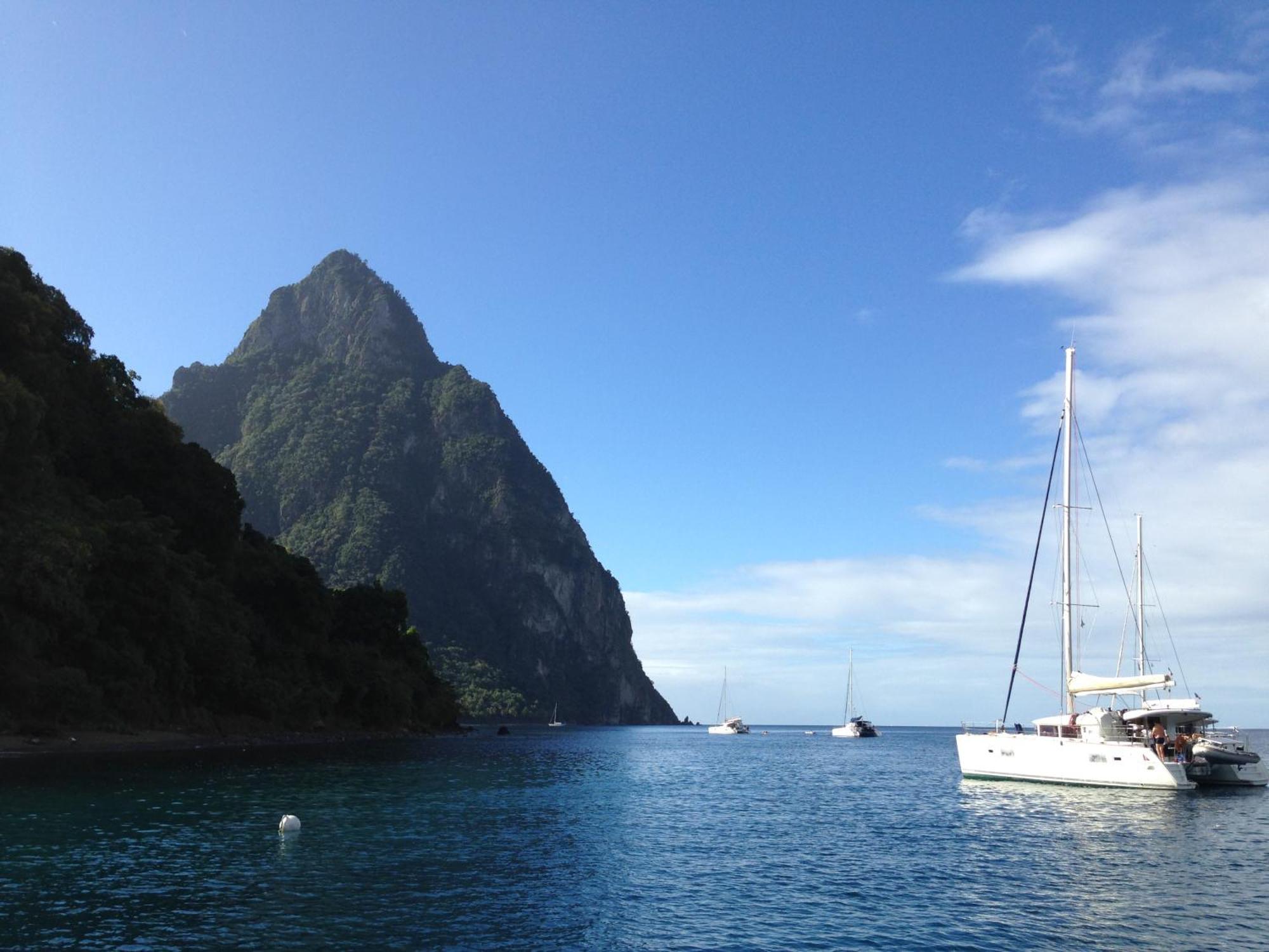 Private Yacht, Day Sail And Houseboat 2*