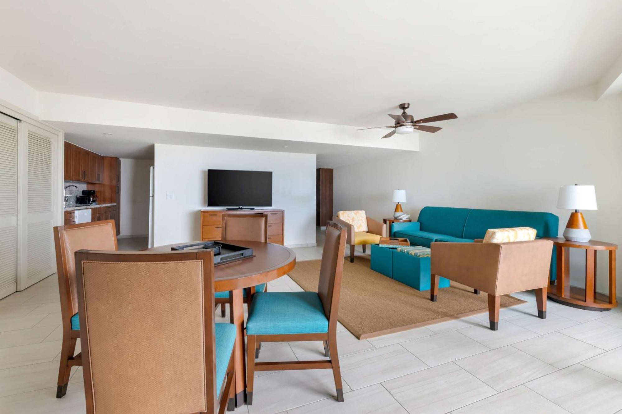 Hilton Vacation Club Royal Palm St Maarten Resort 3*