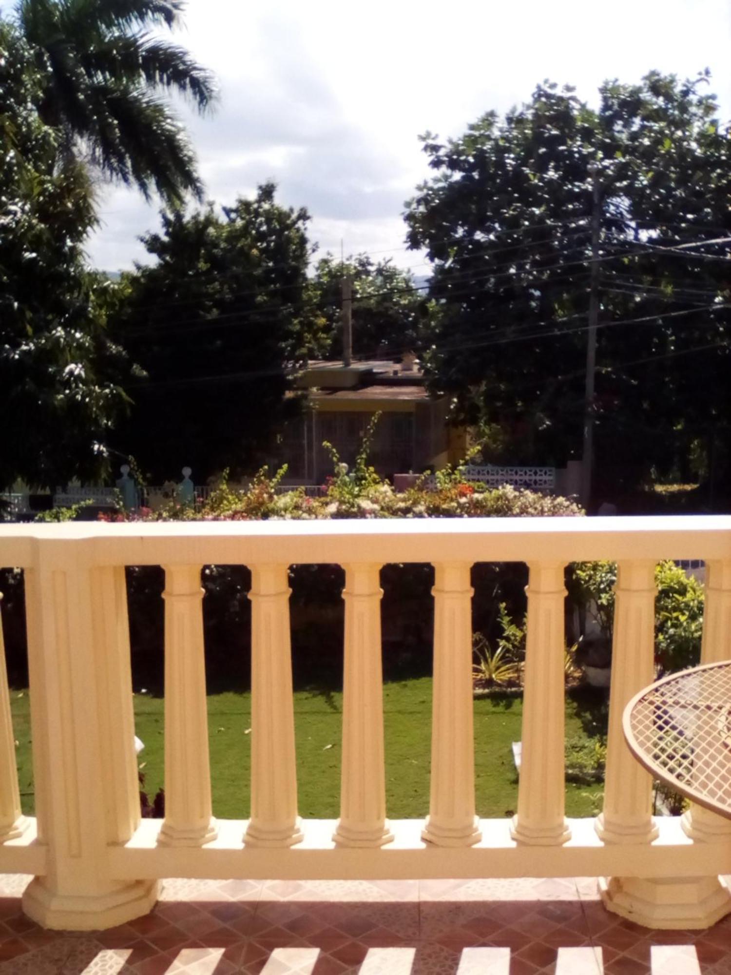 Bed & Breakfast Castlevue 5*