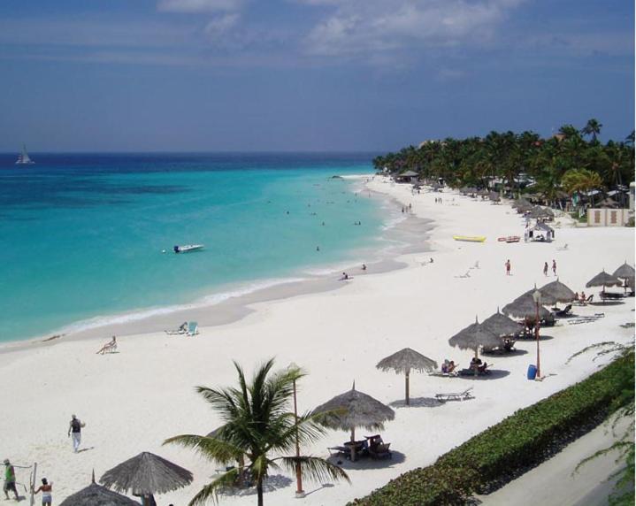 Apartamento Divi One Bedroom Palm Beach