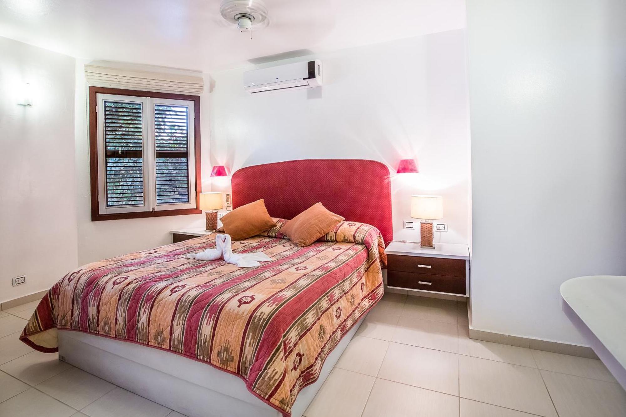 Palm Aparthotel 3*