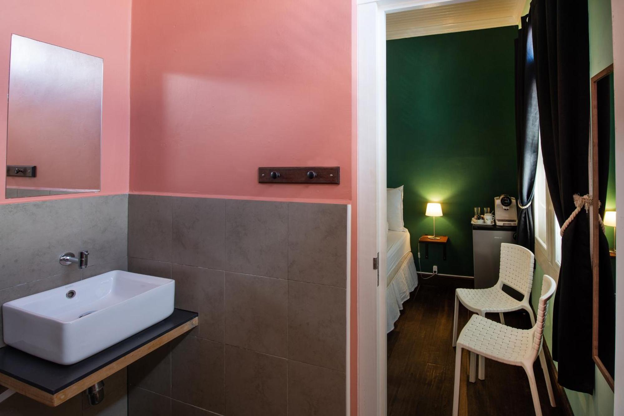 Amalie & Curiel Hotel