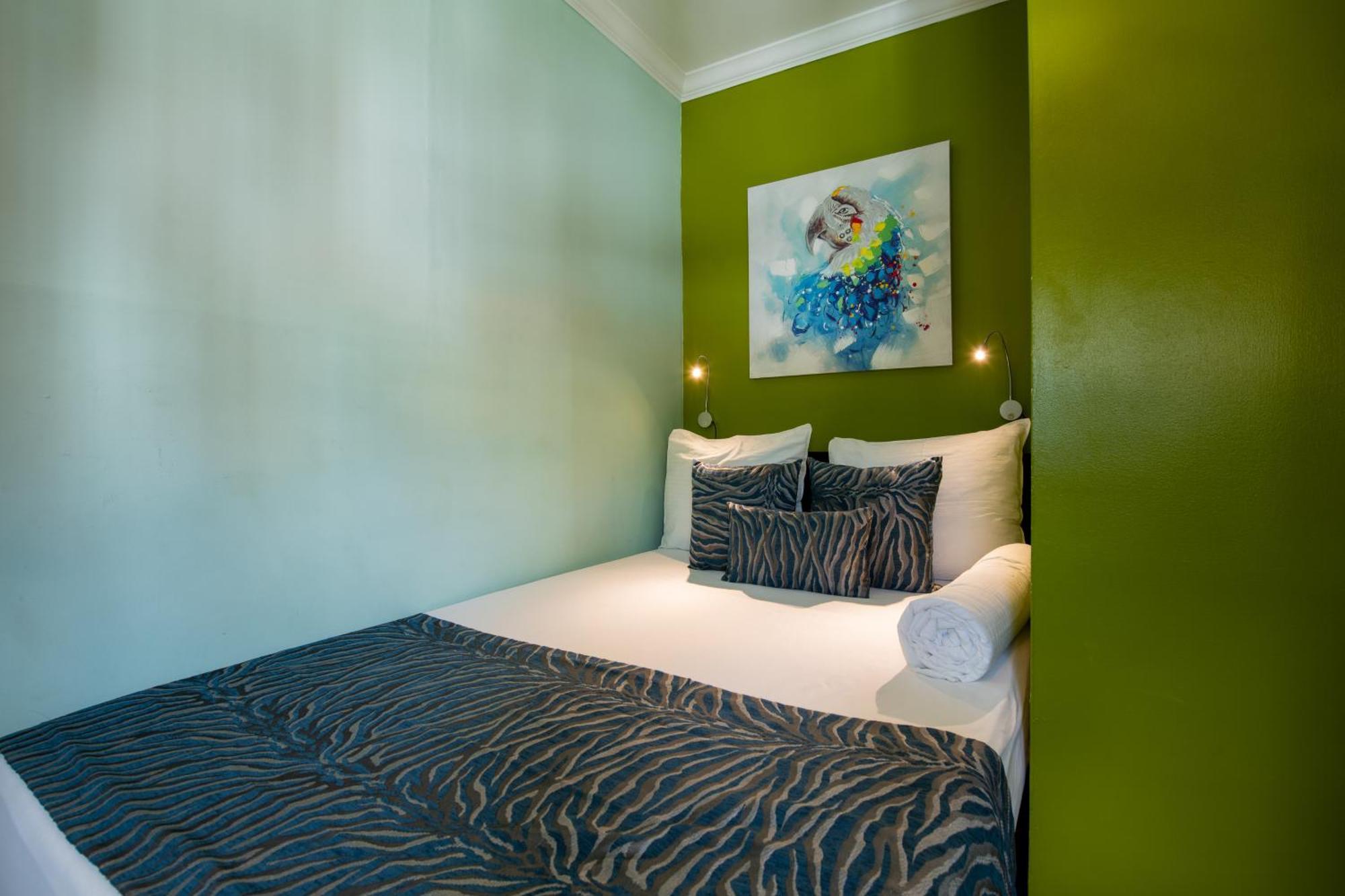 Amalie & Curiel 4* Willemstad