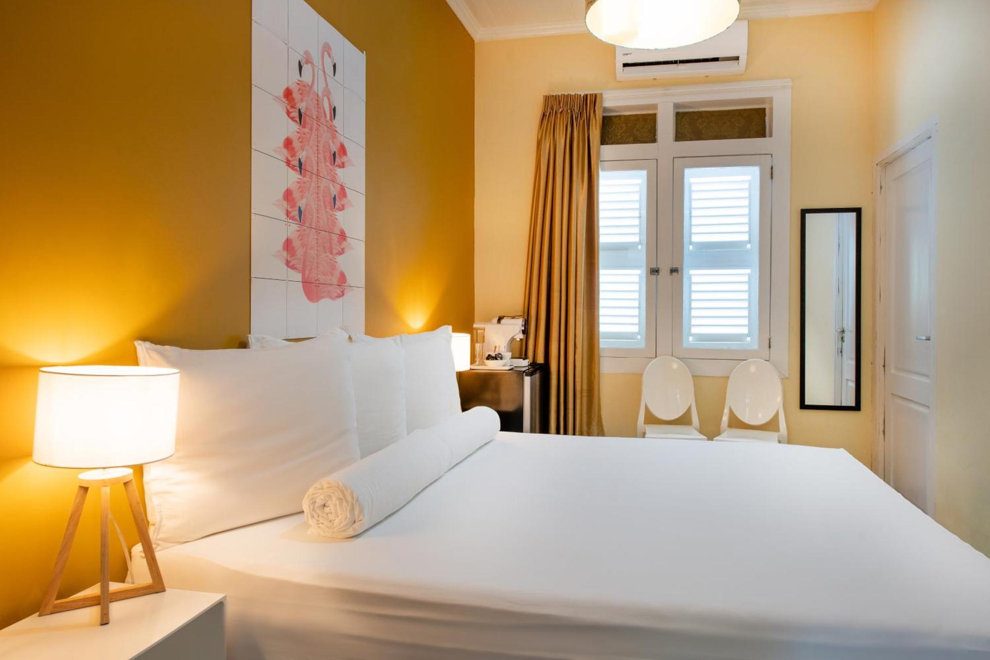 Hotel Amalie & Curiel 4*