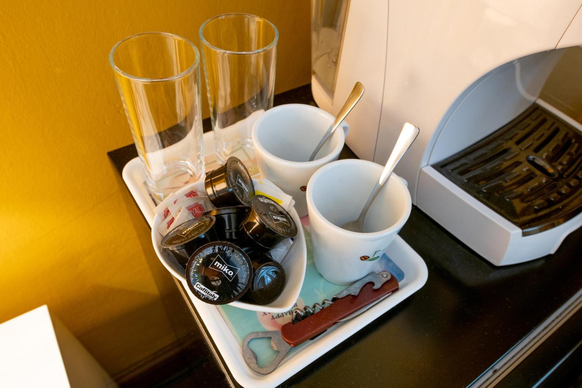 Amalie & Curiel Hotel 4*