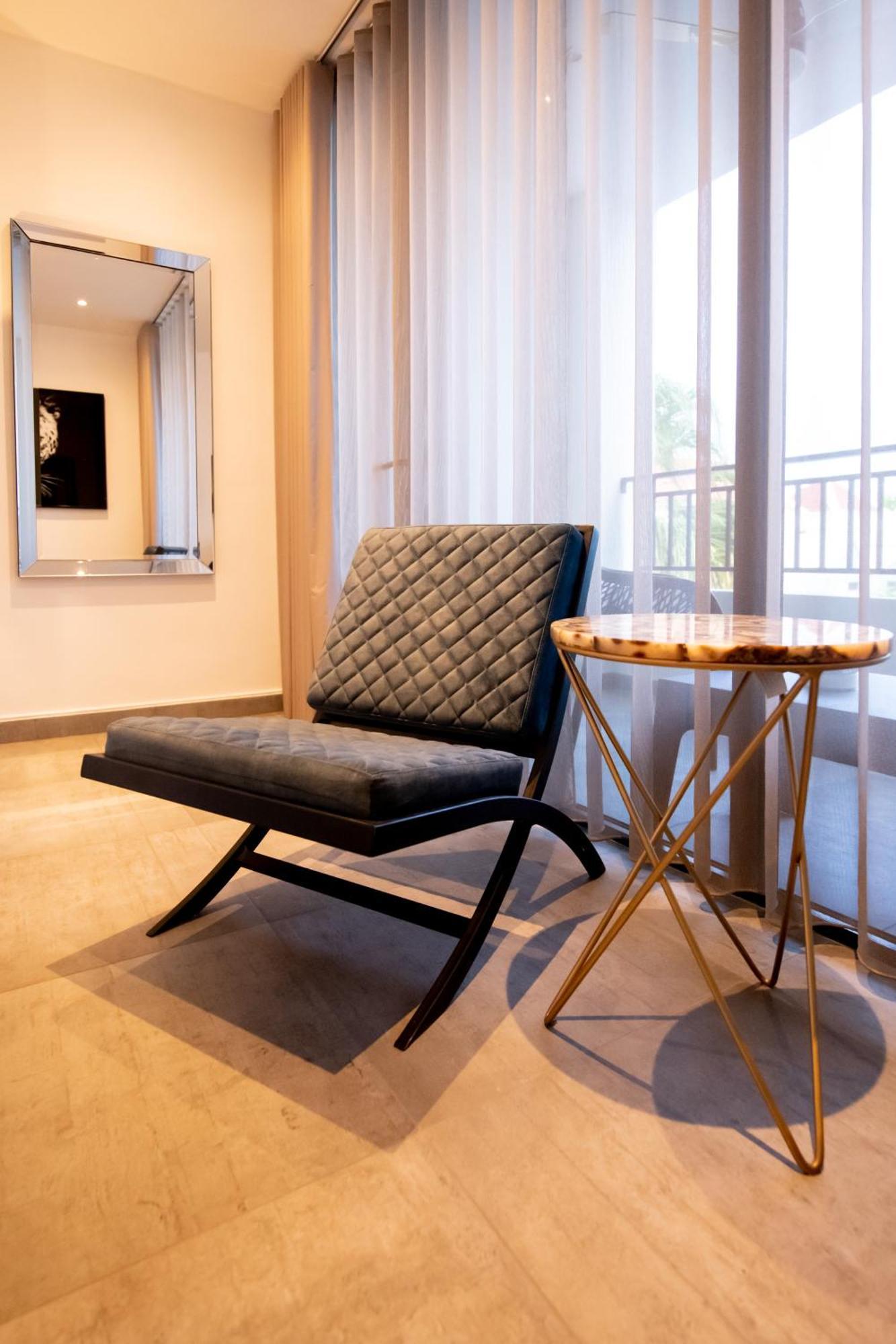 Saint Tropez Boutique Hotel Willemstad
