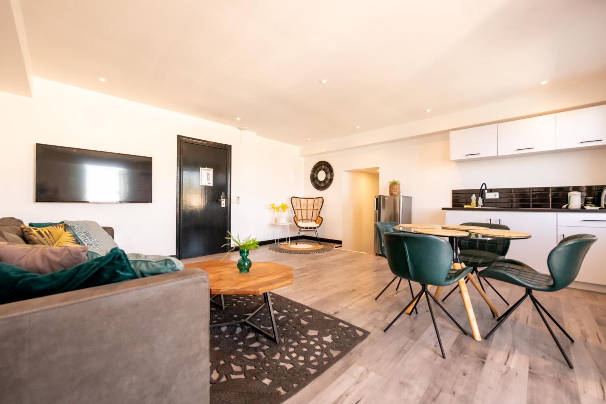 Saint Tropez Boutique Willemstad