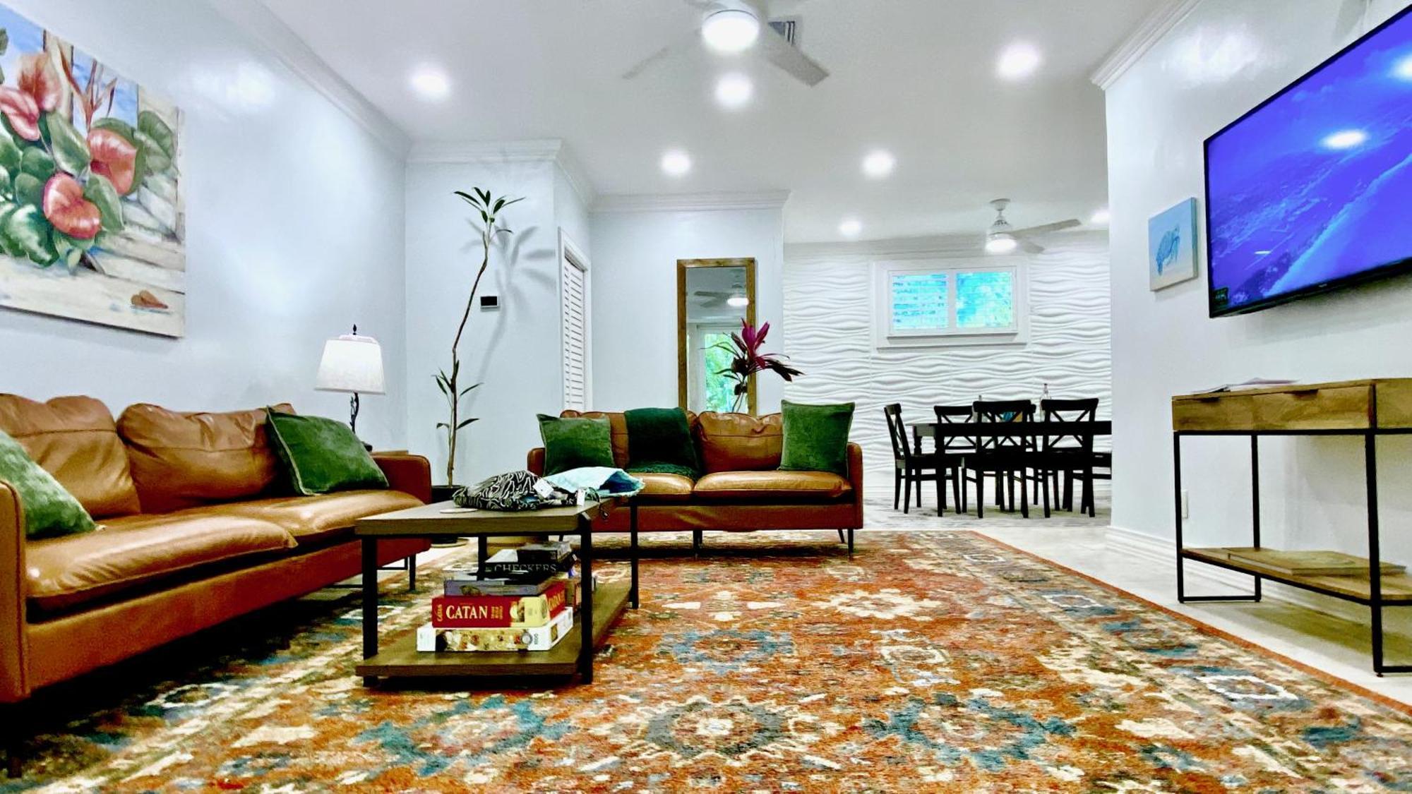 Apartment Seaside Family Oasis, King Bed, Private Pool, With Car Nassau