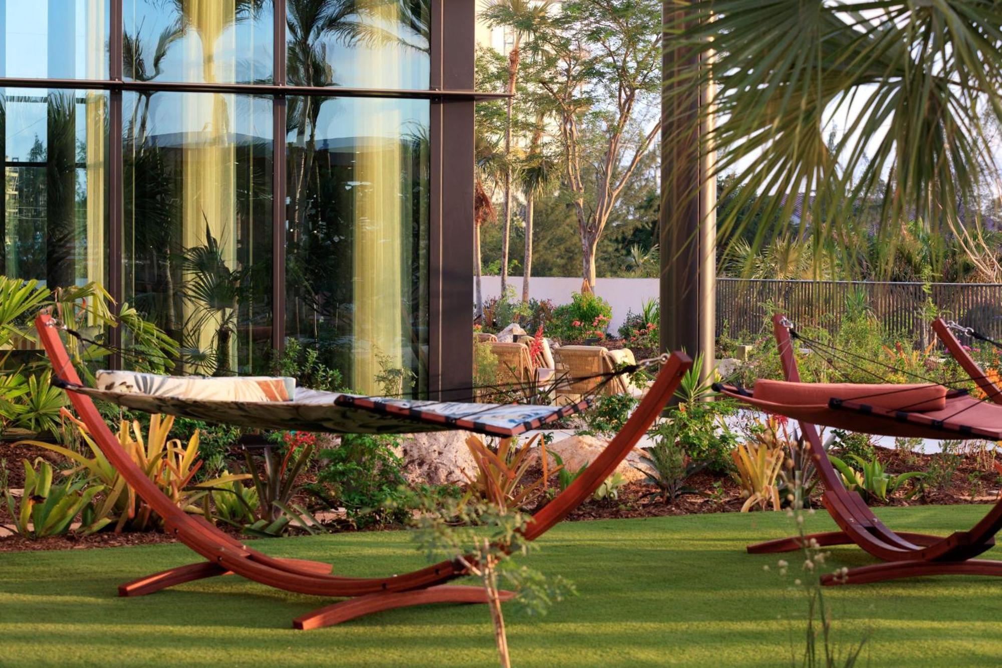 Hotel Indigo Grand Cayman By Ihg