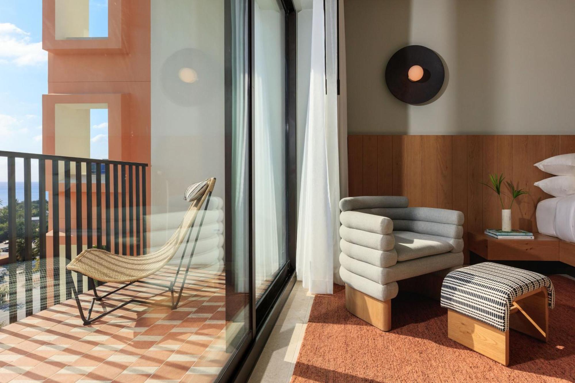 Indigo Grand Cayman By Ihg Hotel