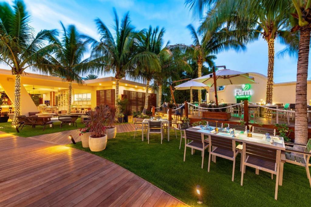 Resort Seven Stars & 4*