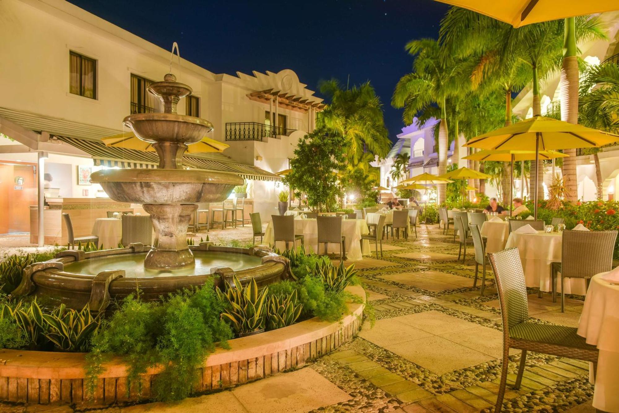 Nh Haiti El Rancho Hotel