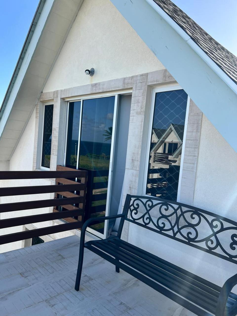 Holiday home Crusoe Escape *