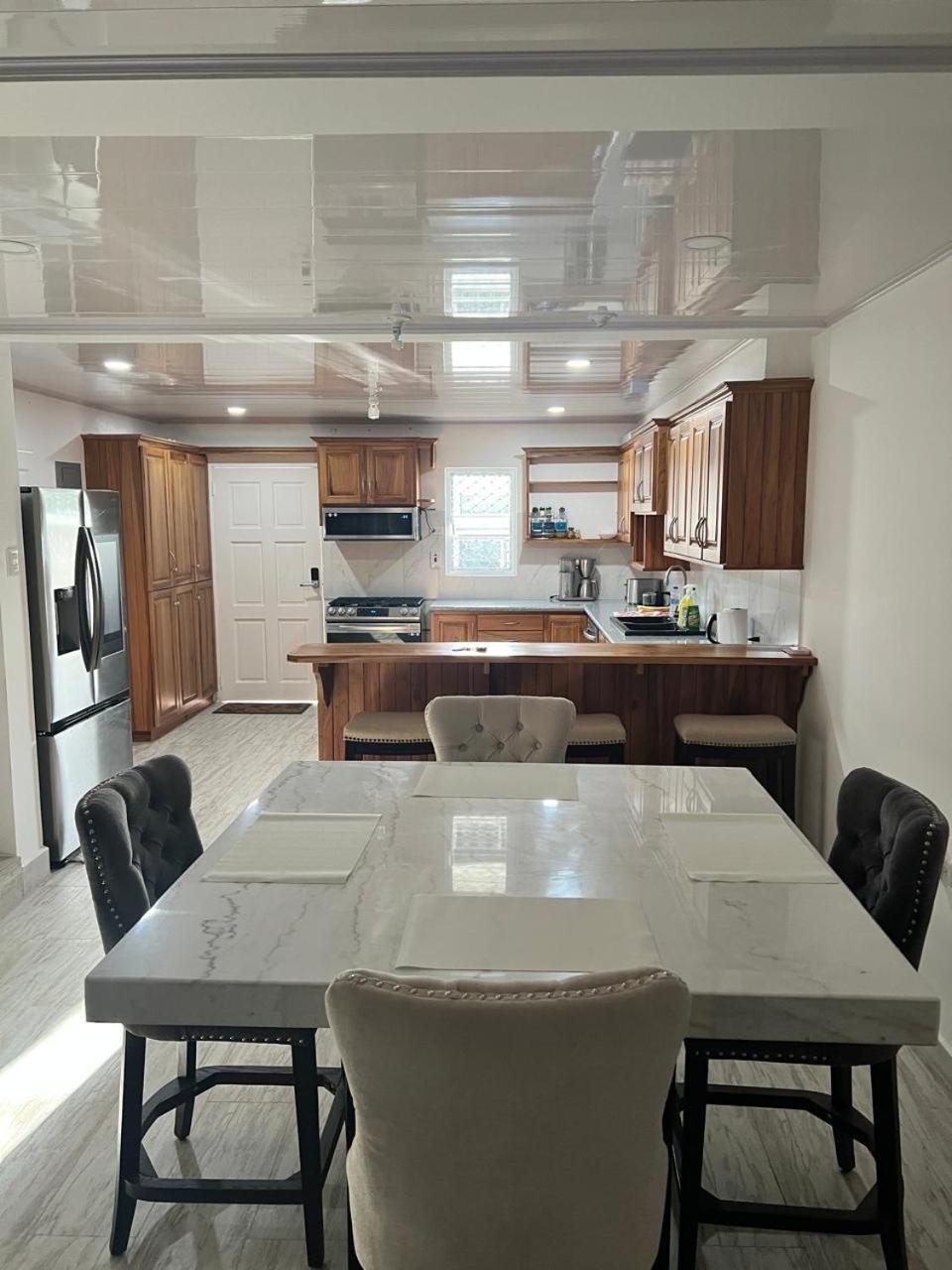 Crusoe Escape Holiday home Crown Point