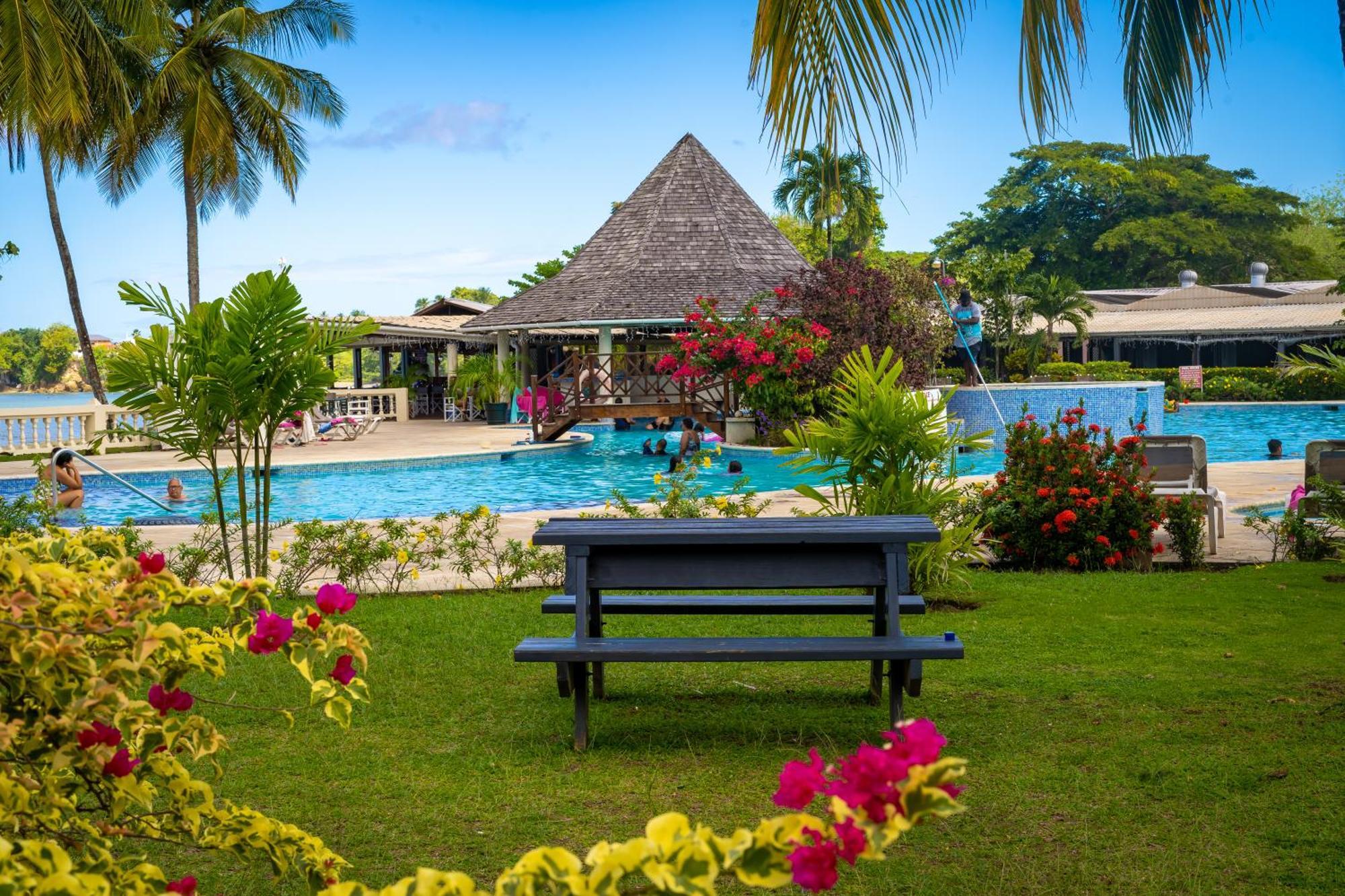 Starfish Tobago Resort Black Rock