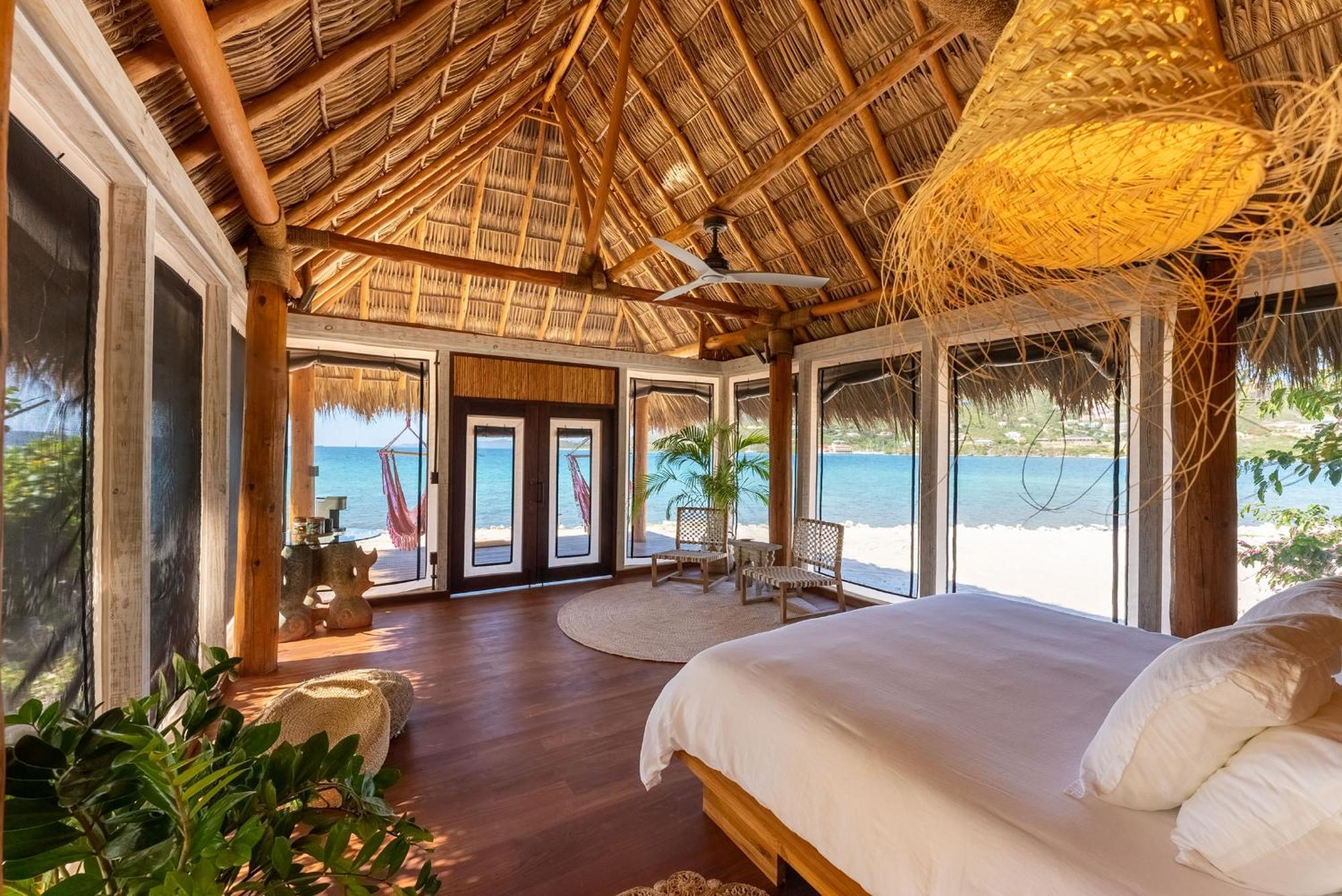 The Aerial, Bvi East End