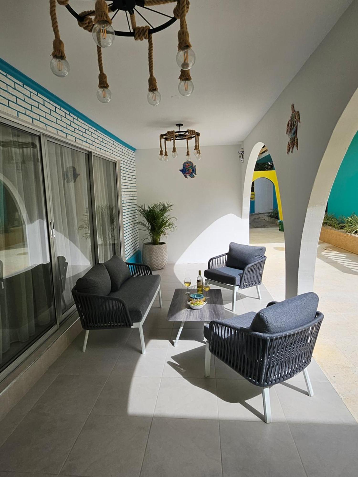 Raven's Casa Del Sol Pousada Willemstad
