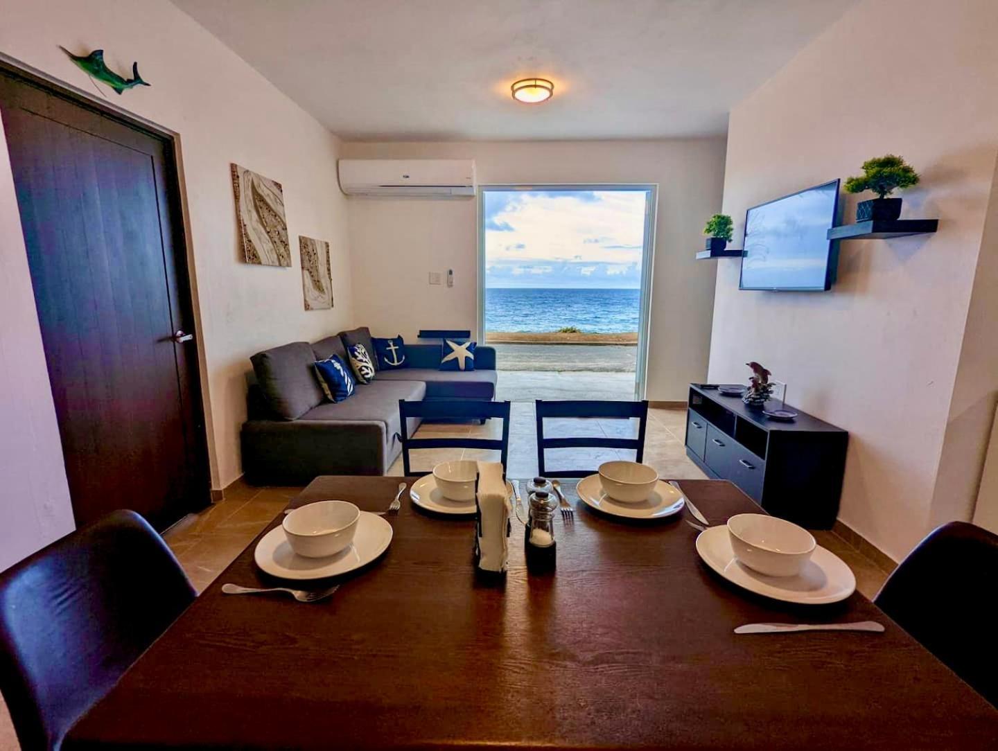 Ocean Front * Arecibo