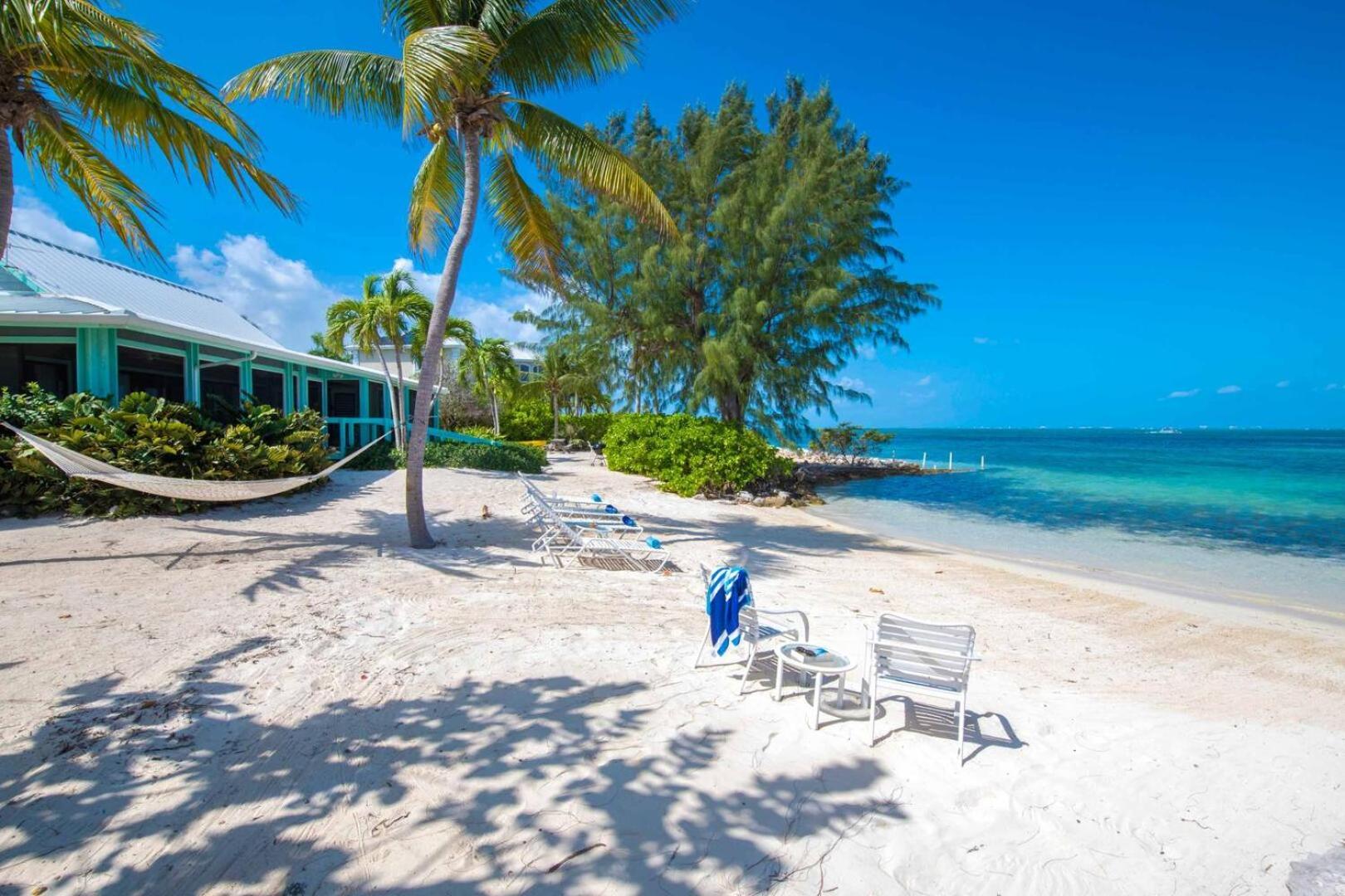 Fingertip - In Cayman Kai Holiday home Driftwood Village
