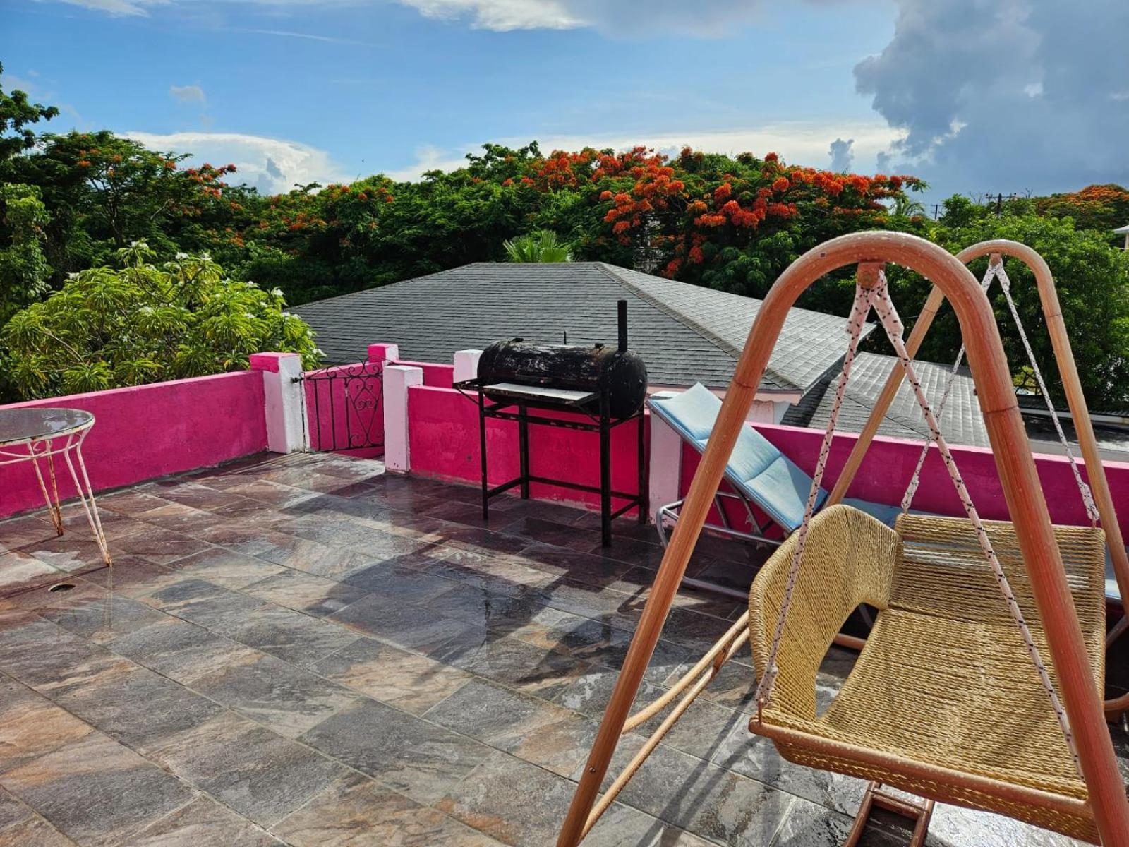 Da Pink And White Palace Nassau