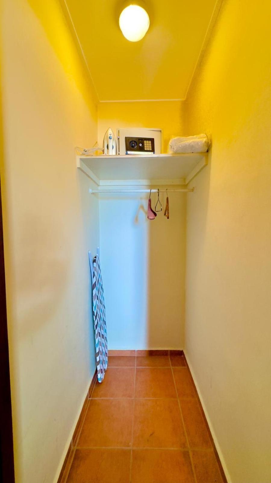 8 & 9- Blou - Curacao Apartment