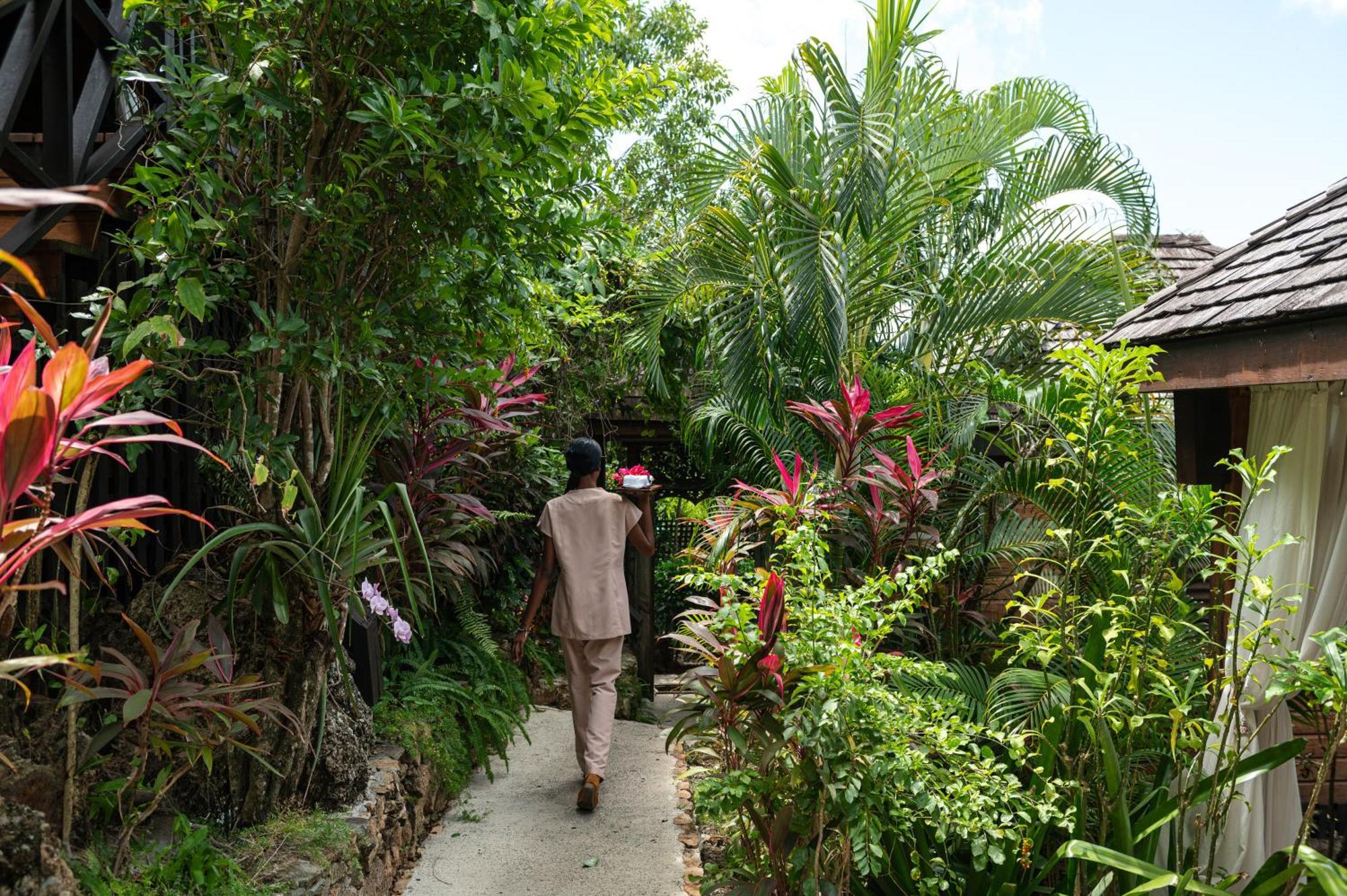 Resort Hermitage Bay