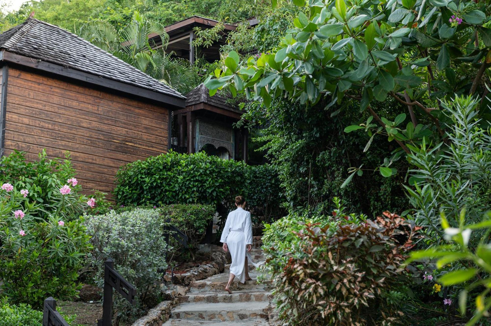 Resort Hermitage Bay 5*