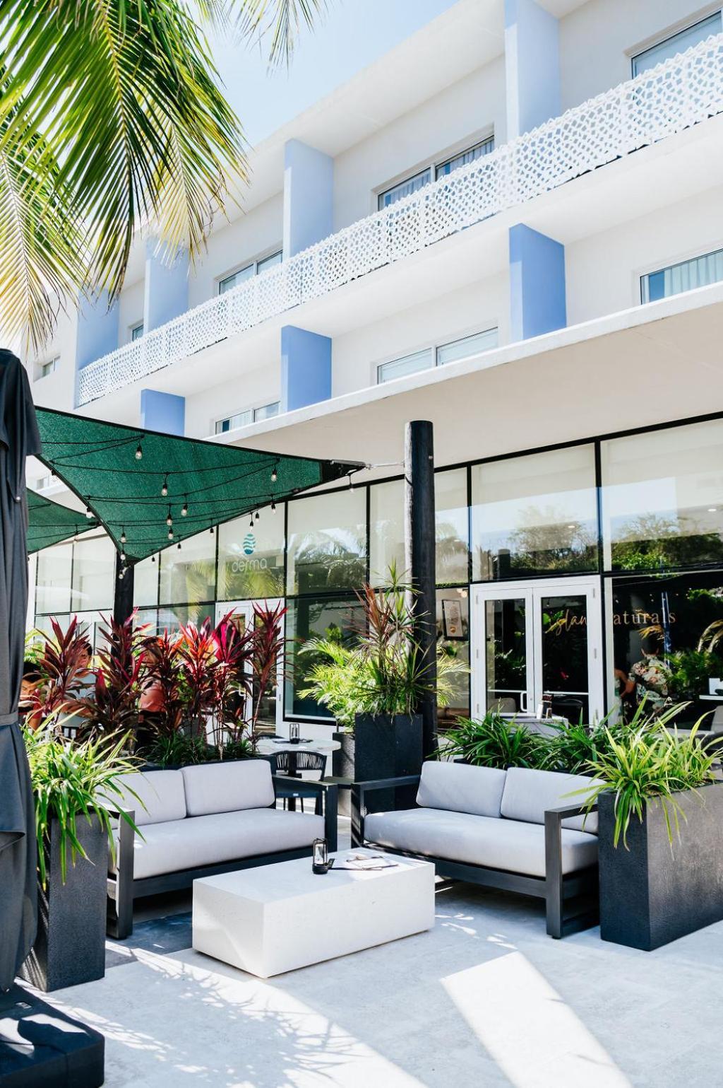 Aparthotel The Grove *