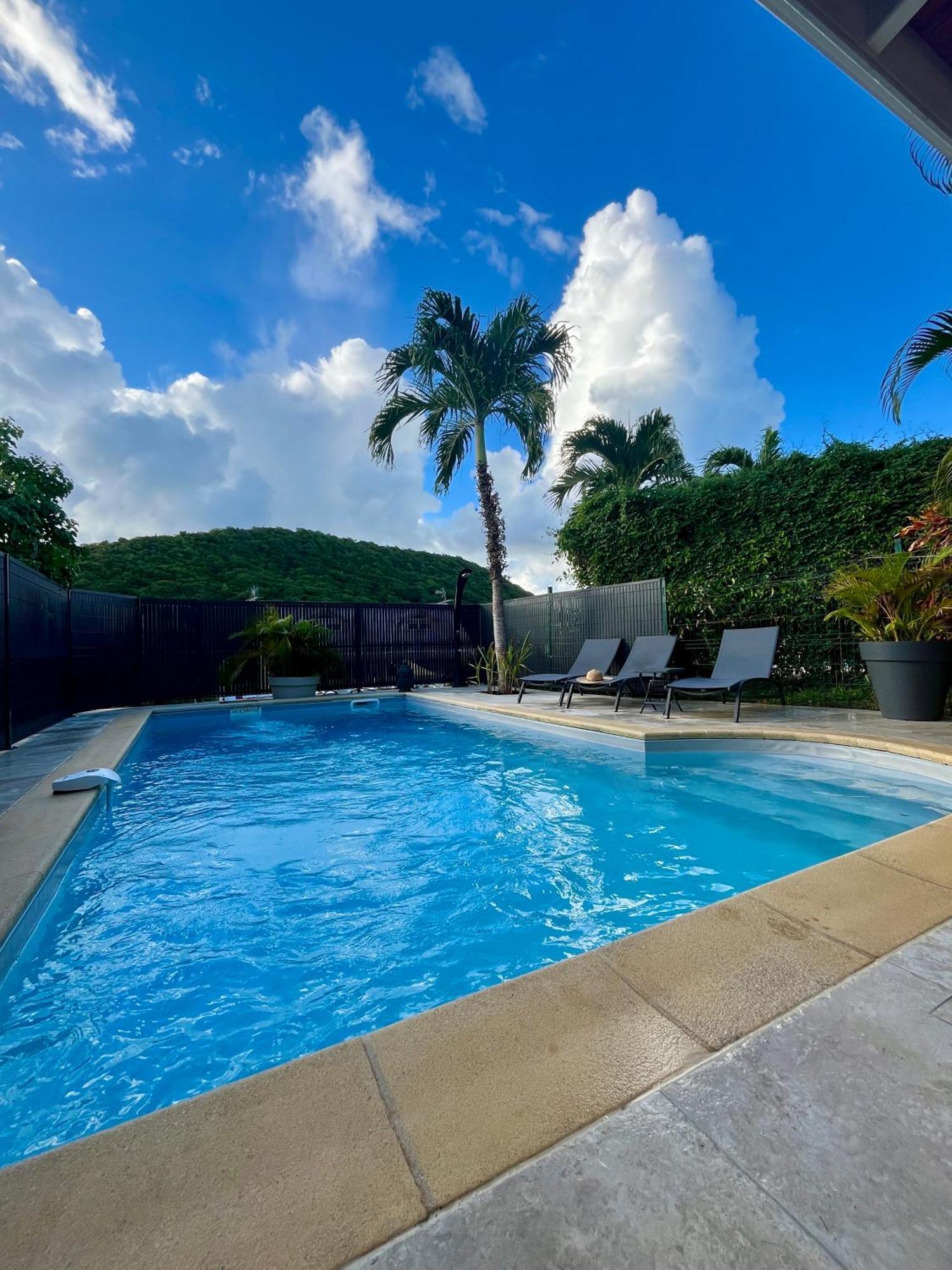 Do, Anne Piscine Et Proche * Sainte-Anne