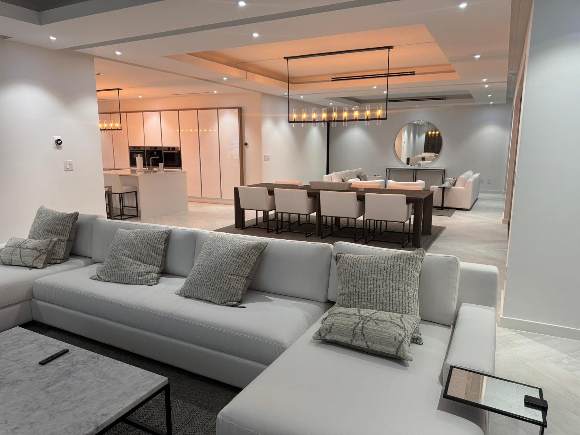 New Luxury Waterfront Condo, Palm Cay, The Bahamas Apartamento Nassau