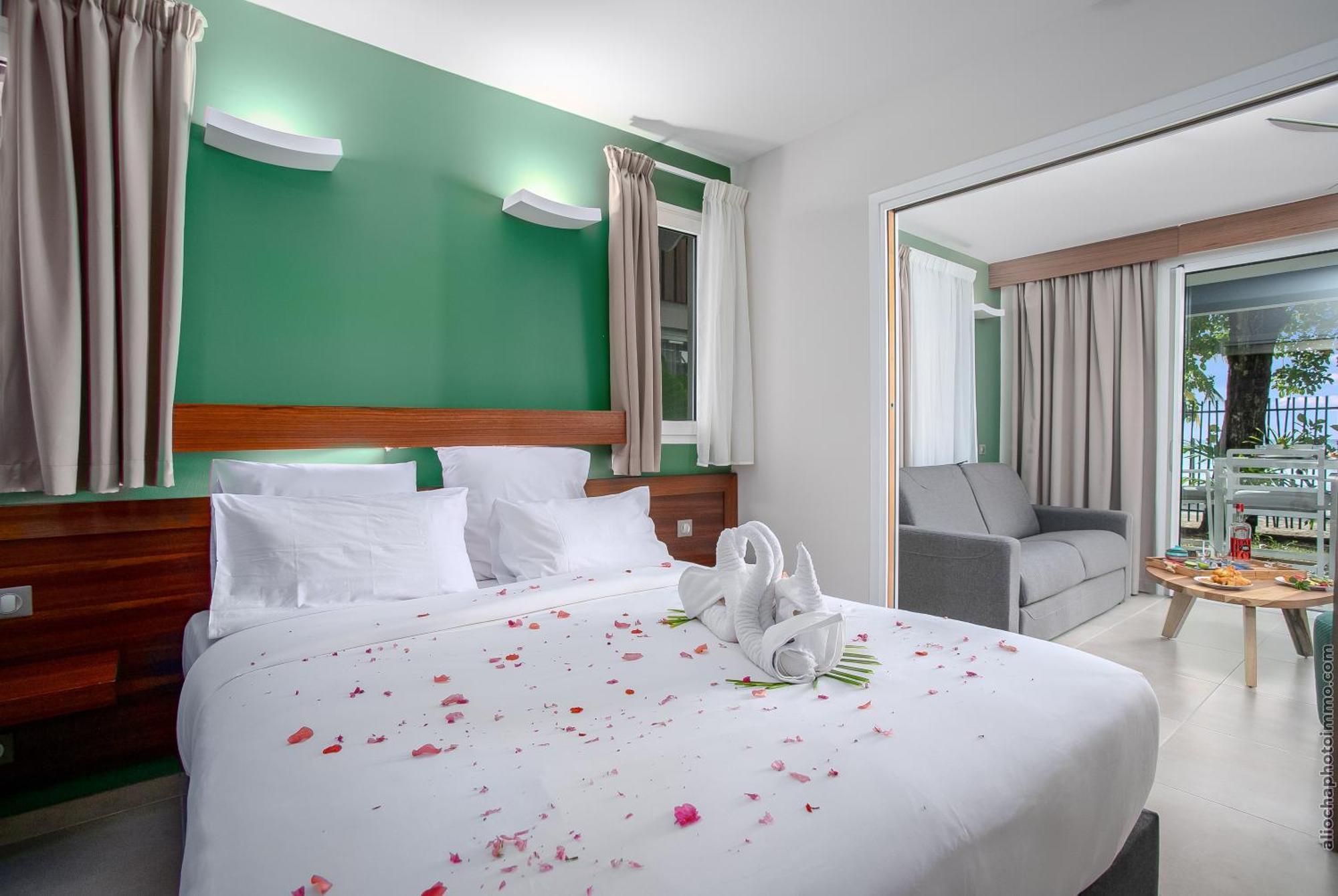 Courbaril Hotel *