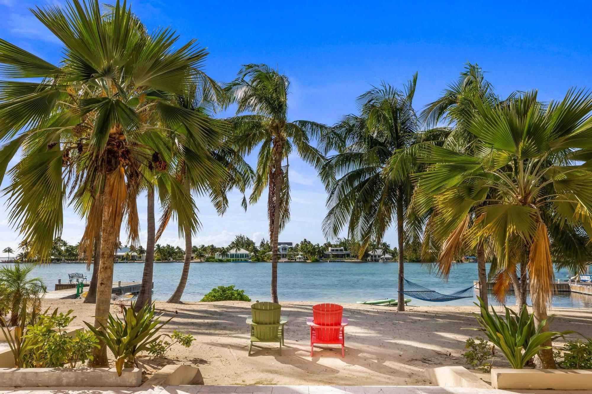 Pieces Of Eight Luxe 6br Holiday home Driftwood Village
