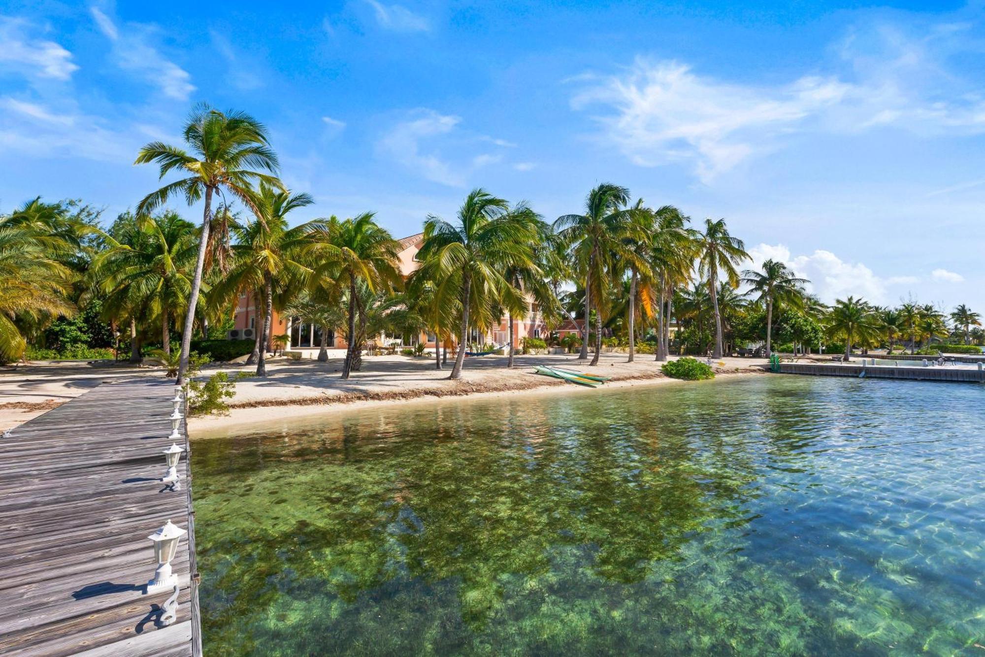 Pieces Of Eight Luxe 6br Holiday home
