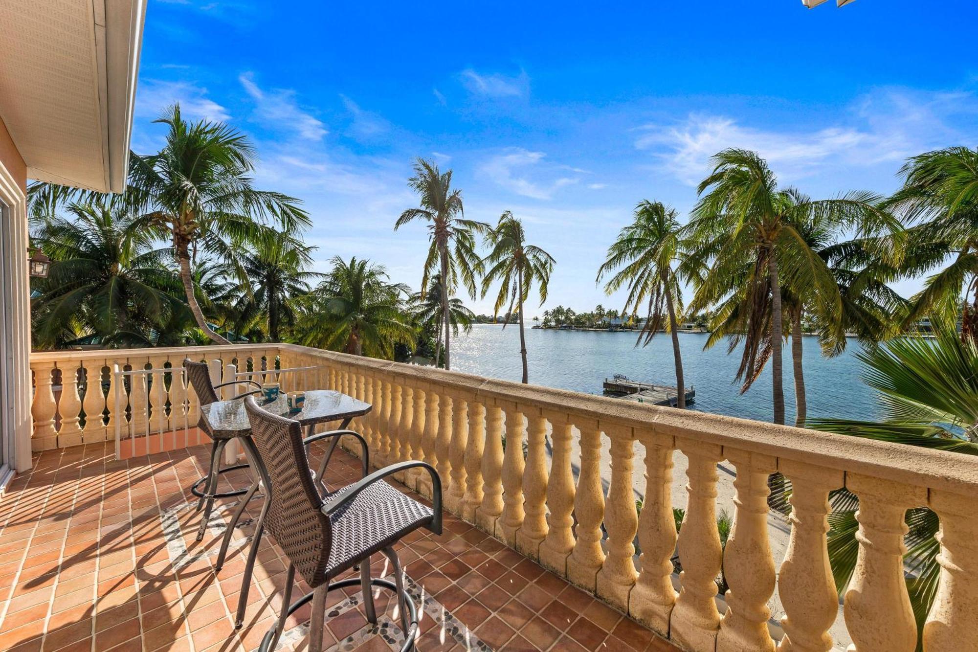 Holiday home Pieces Of Eight Luxe 6br *