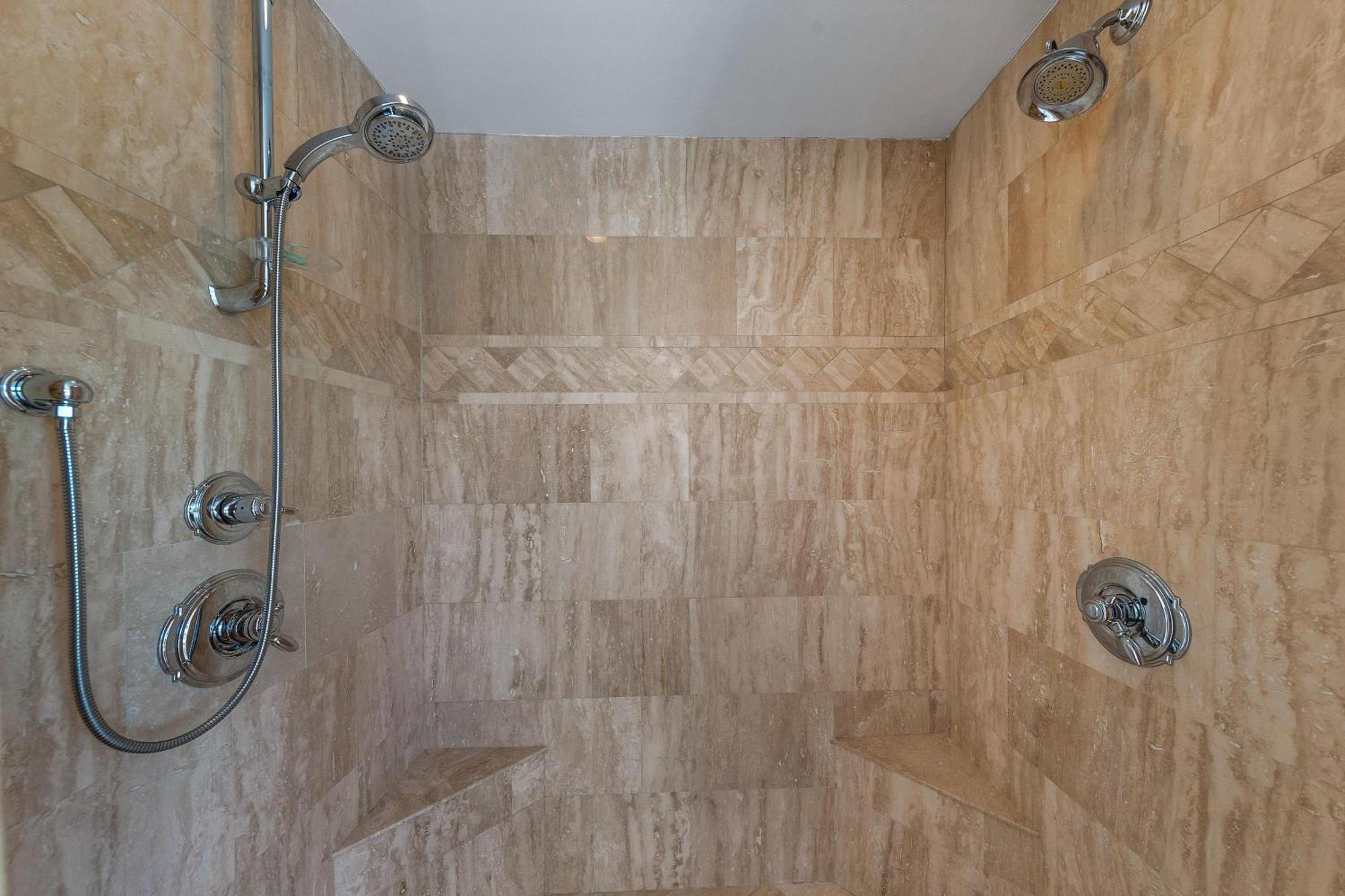 Pieces Of Eight Luxe 6br Holiday home *