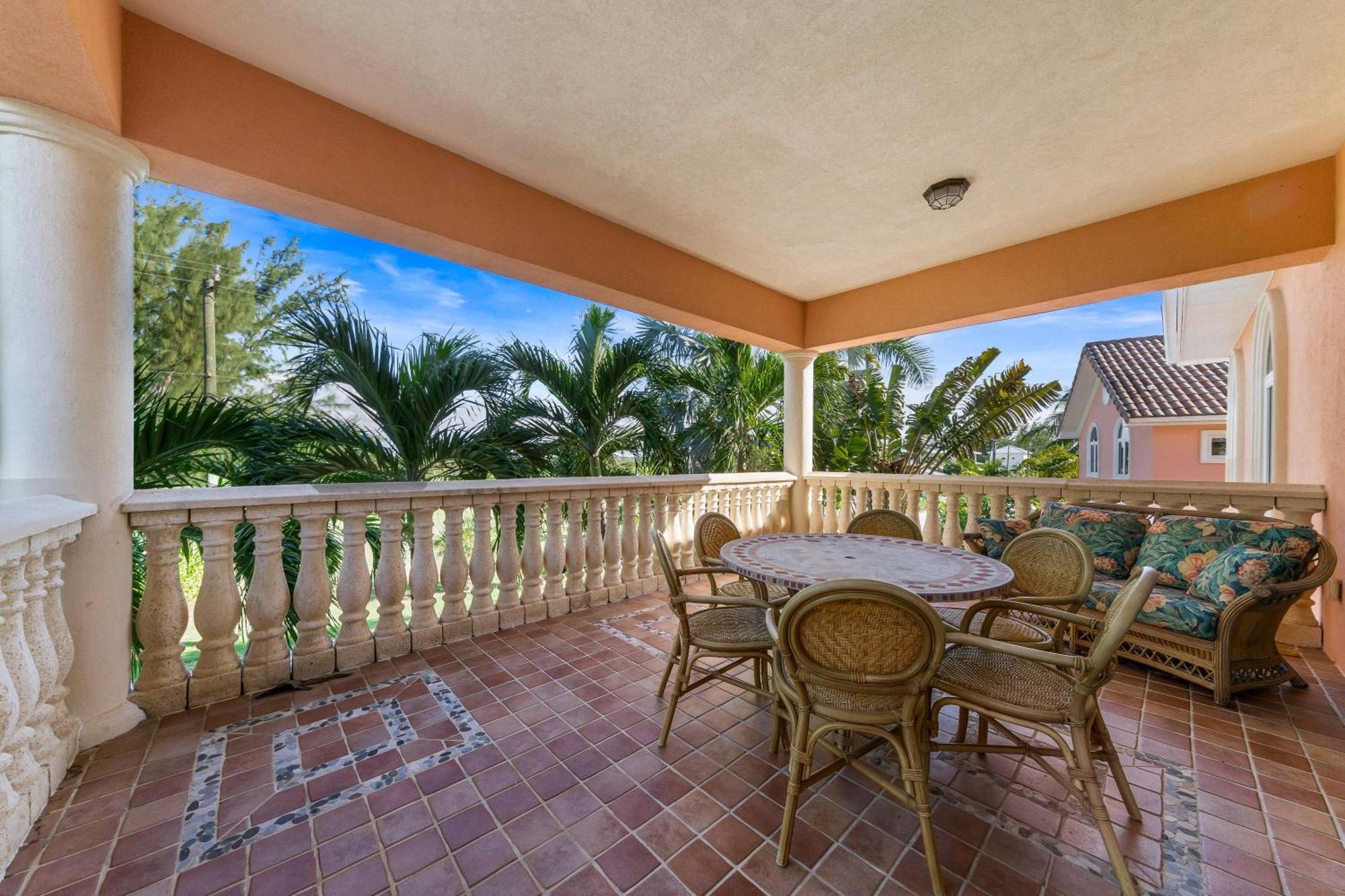 Pieces Of Eight Luxe 6br Holiday home *