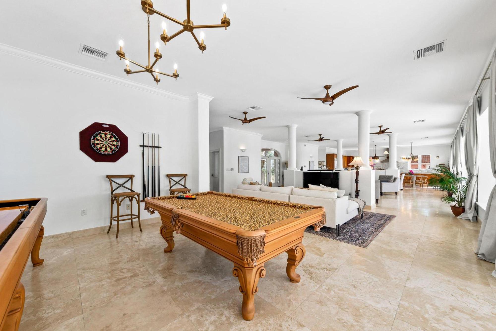 Pieces Of Eight Luxe 6br *