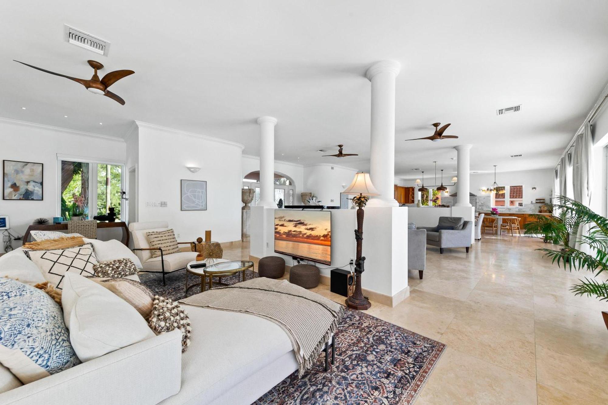 Holiday home Pieces Of Eight Luxe 6br