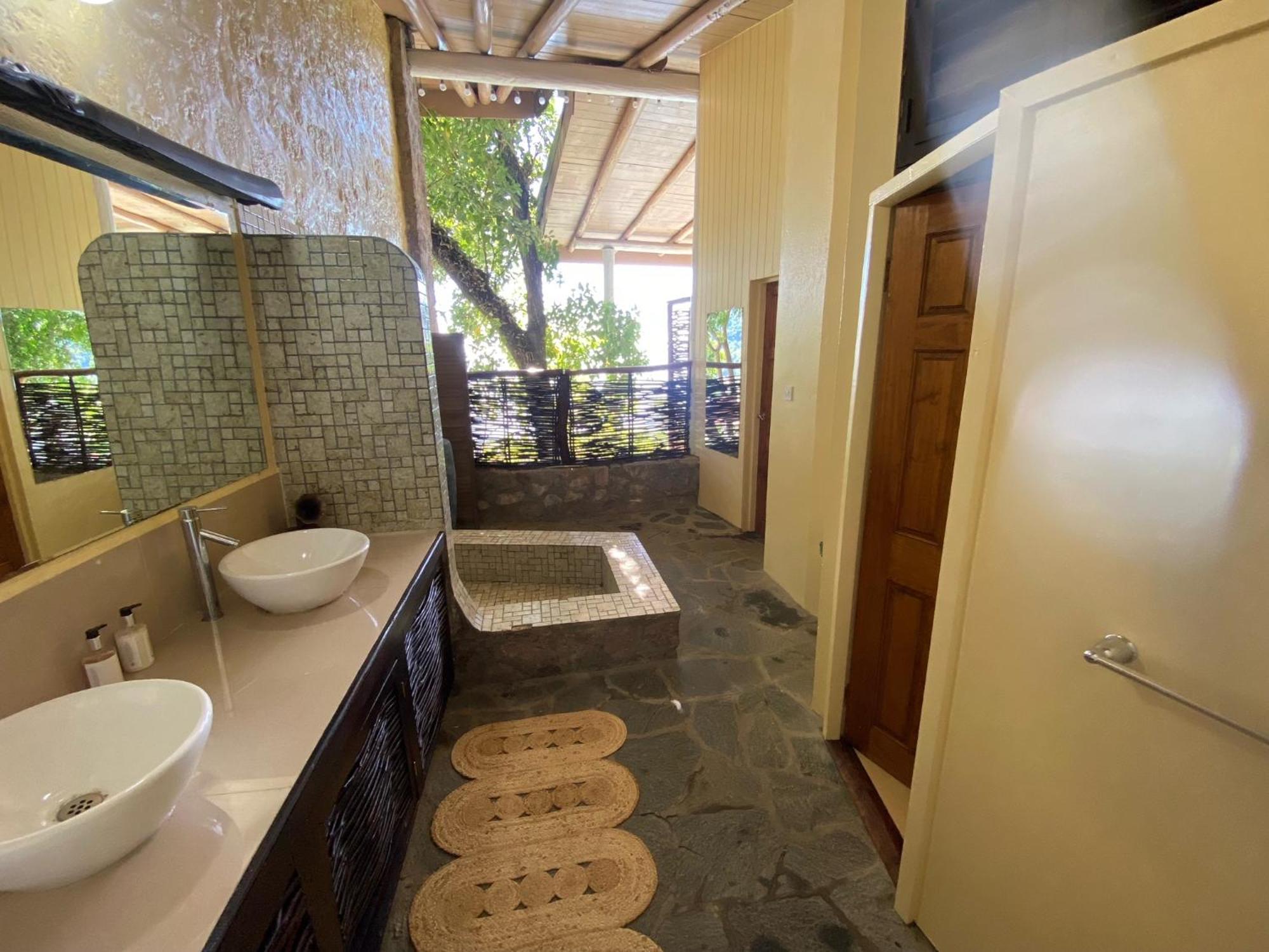 Hotel Fig & 3*