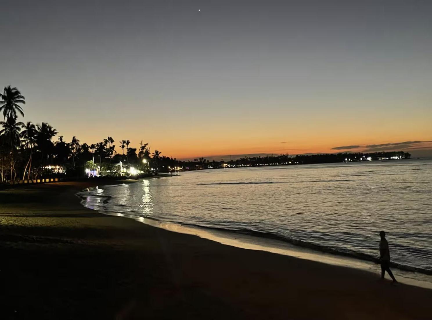 Luxury 2 Bedroom Apt, 1 Min Walk To Punta Popy Beach, Pool, Ac, Fast Wifi, In Terrenas